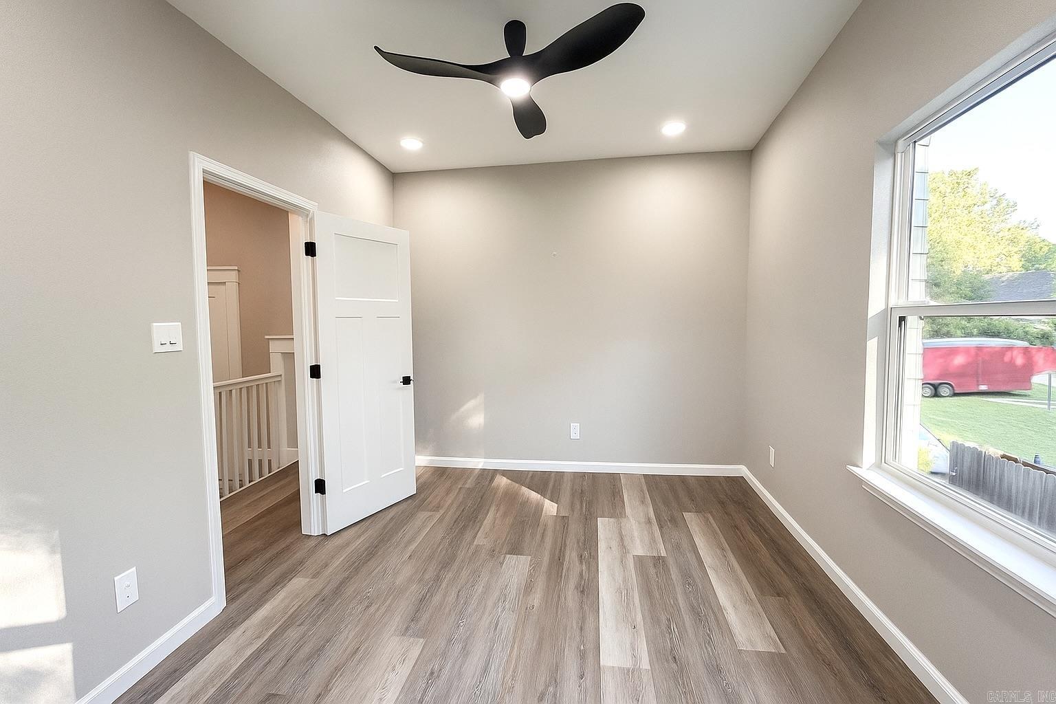 CLIFTONS ADDN - Residential