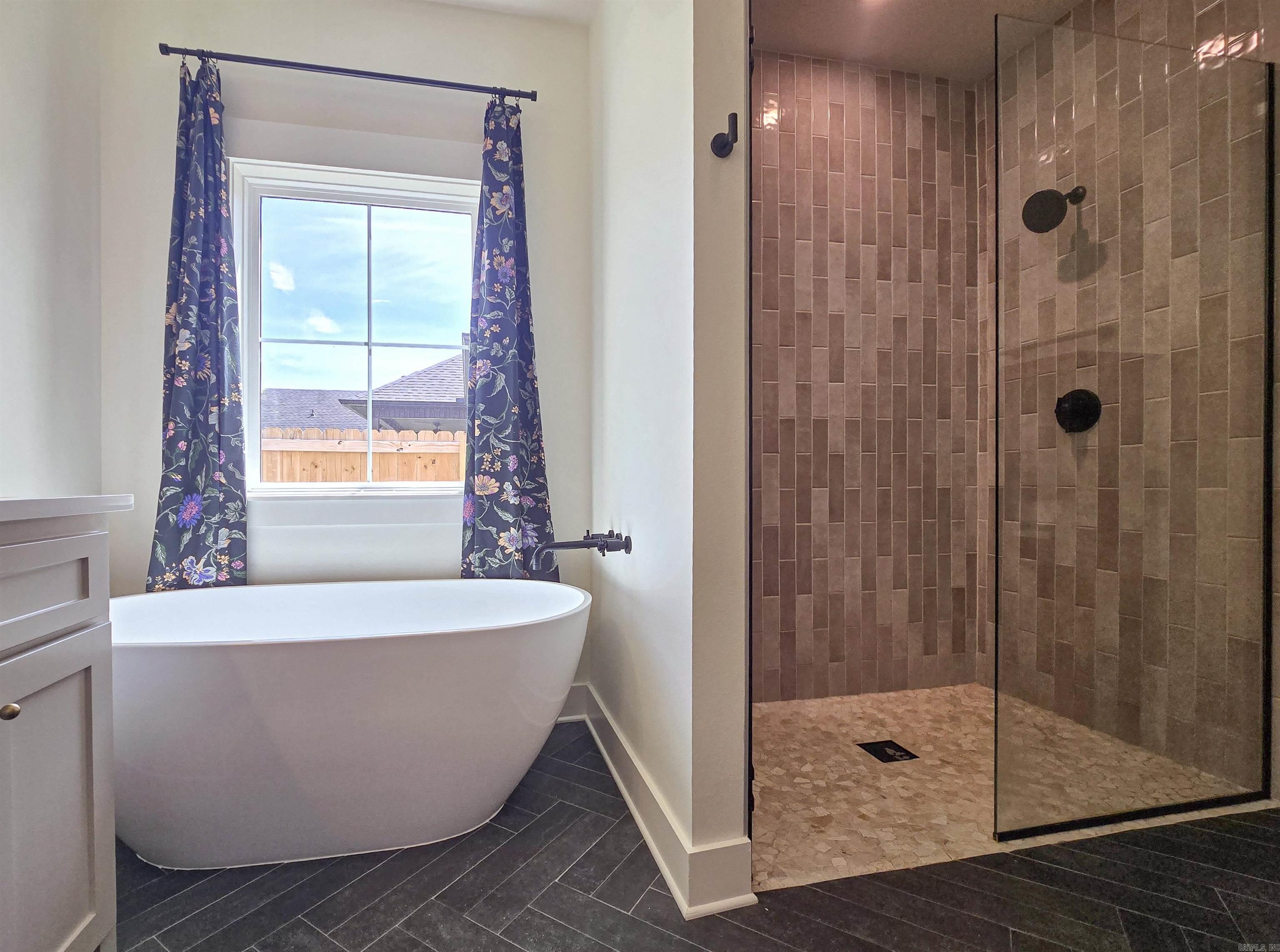 EAST MEADOW - Residential