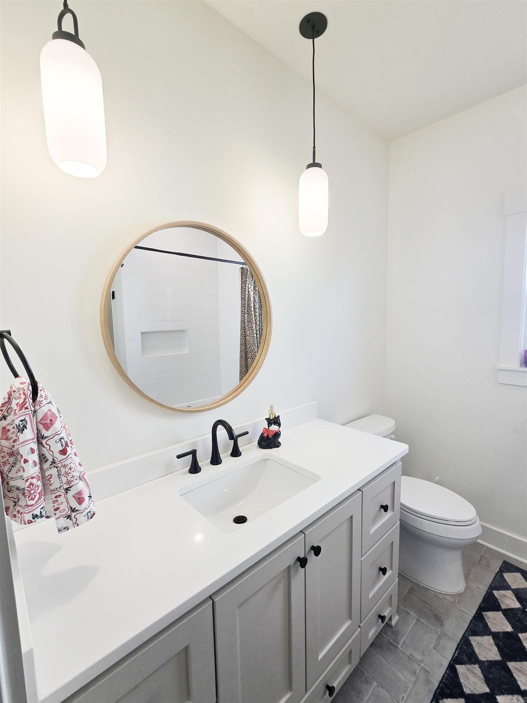 EAST MEADOW - Residential