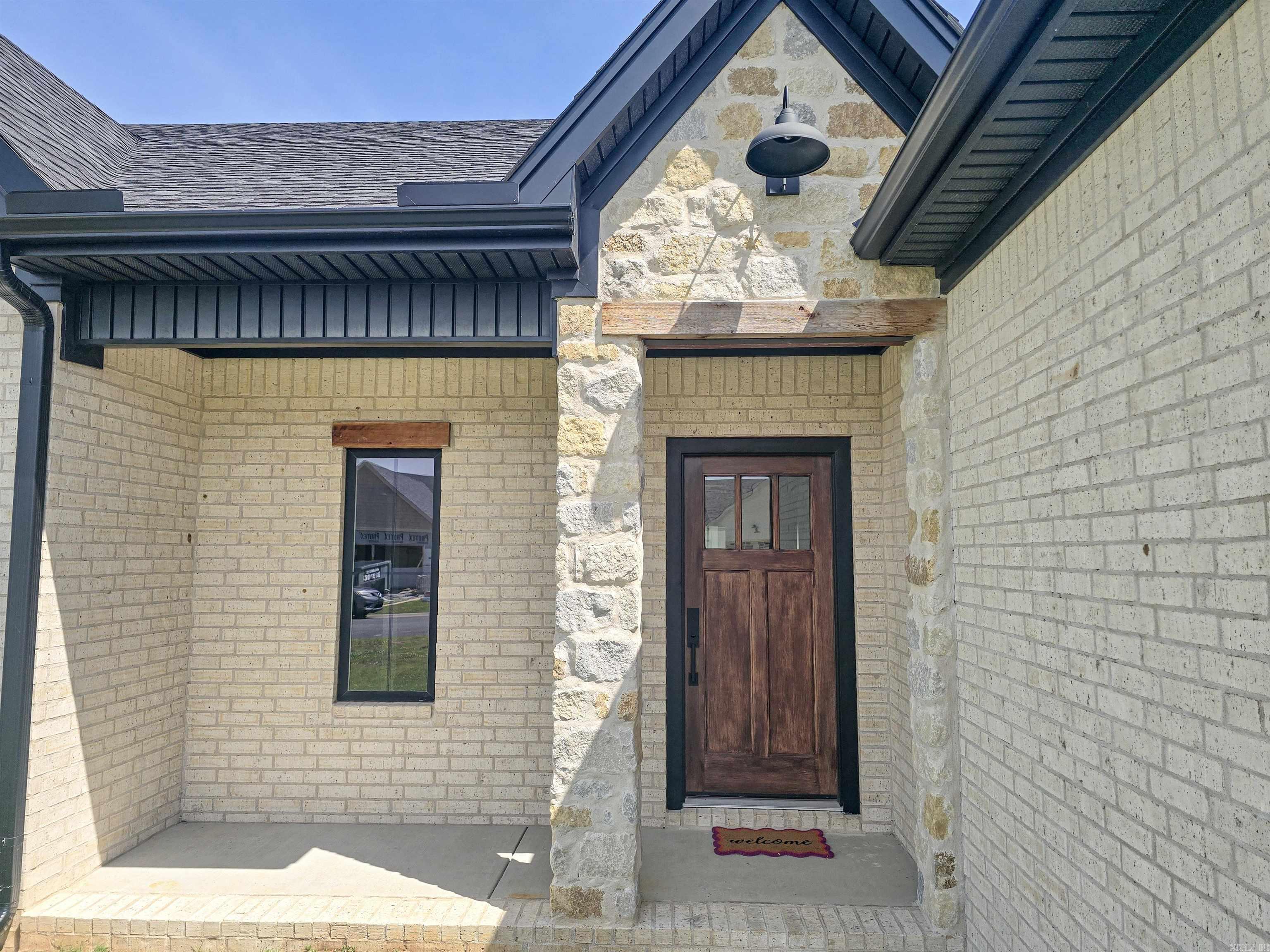 EAST MEADOW - Residential