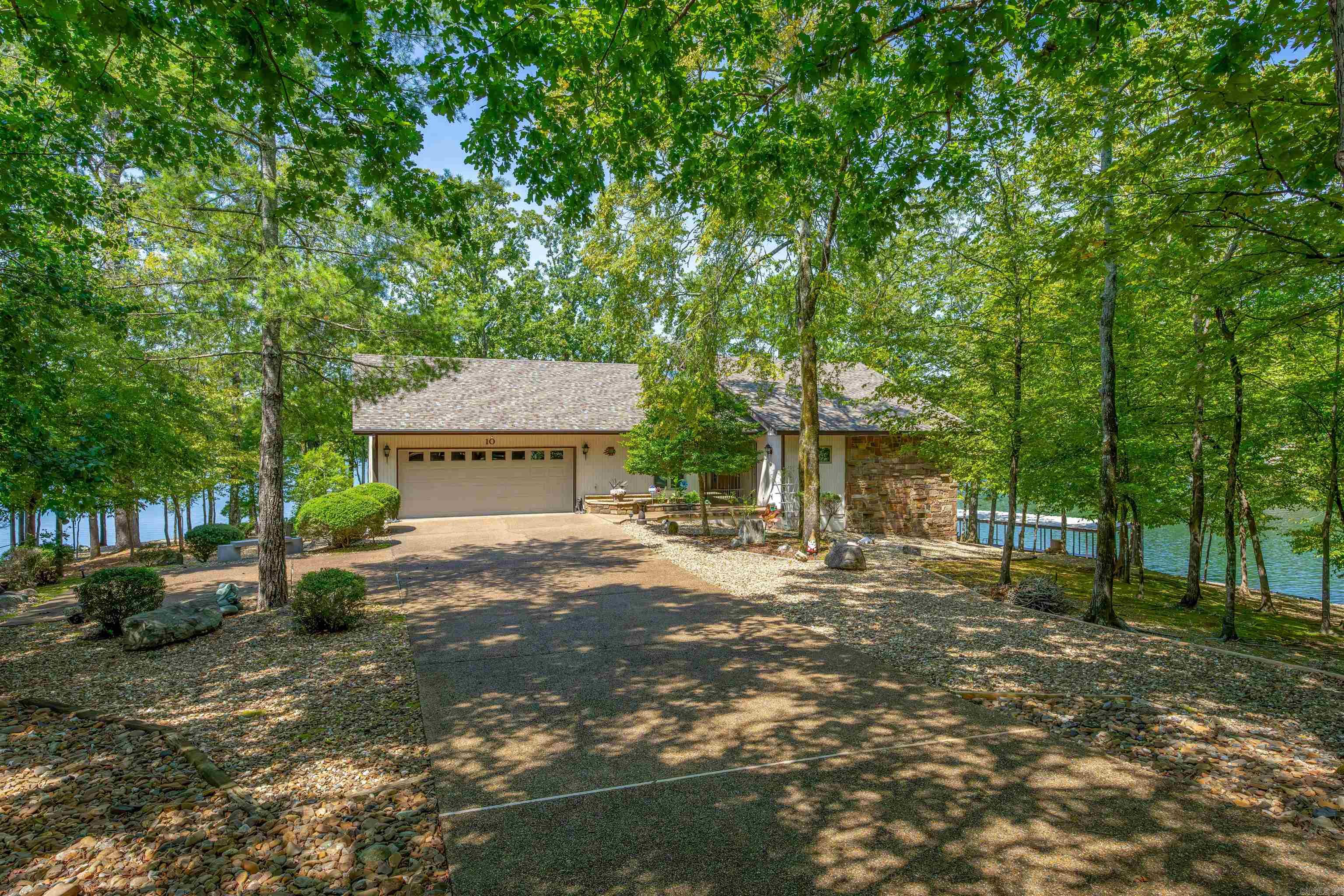 Delavega - Residential