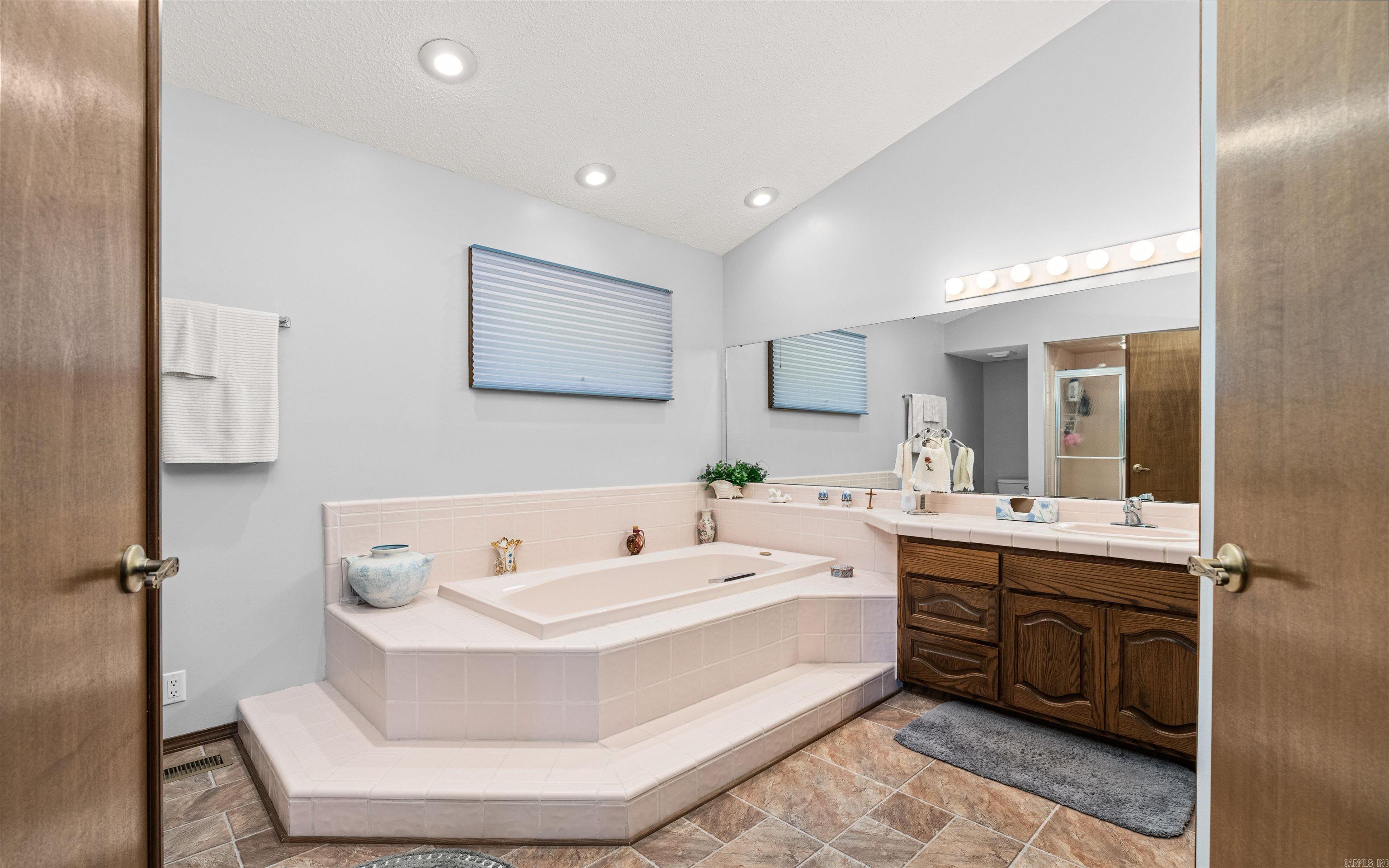 Delavega - Residential