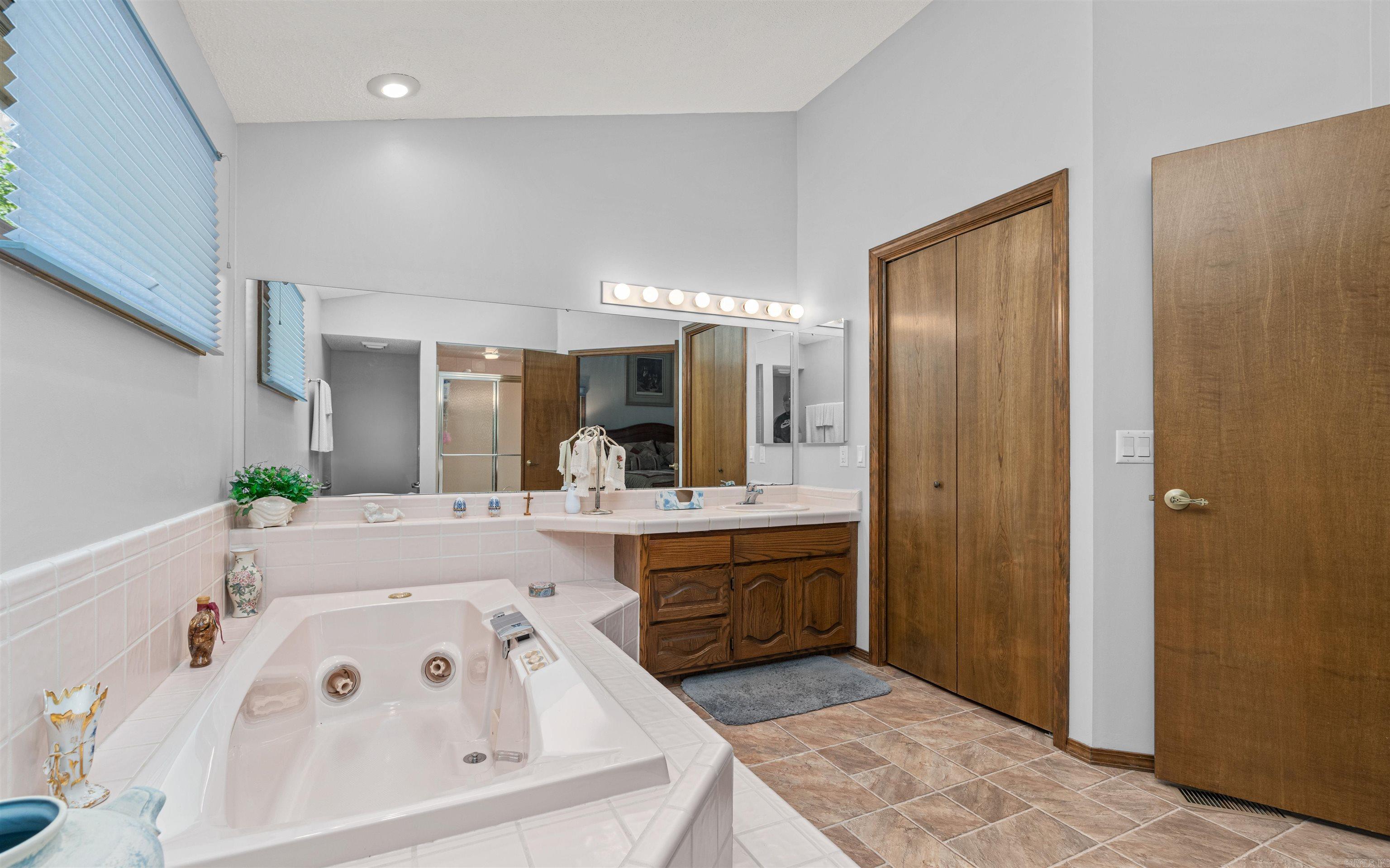 Delavega - Residential