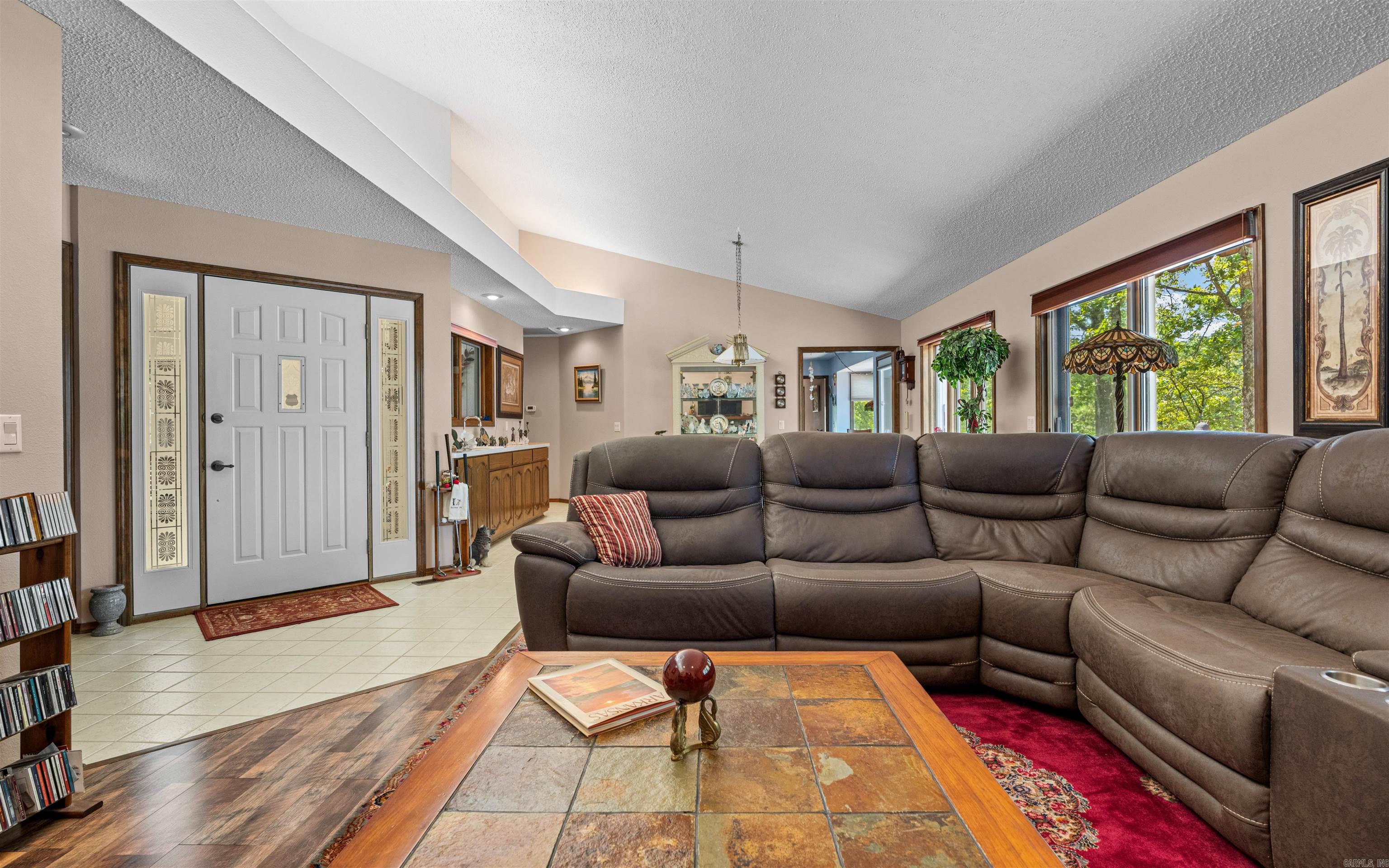 Delavega - Residential