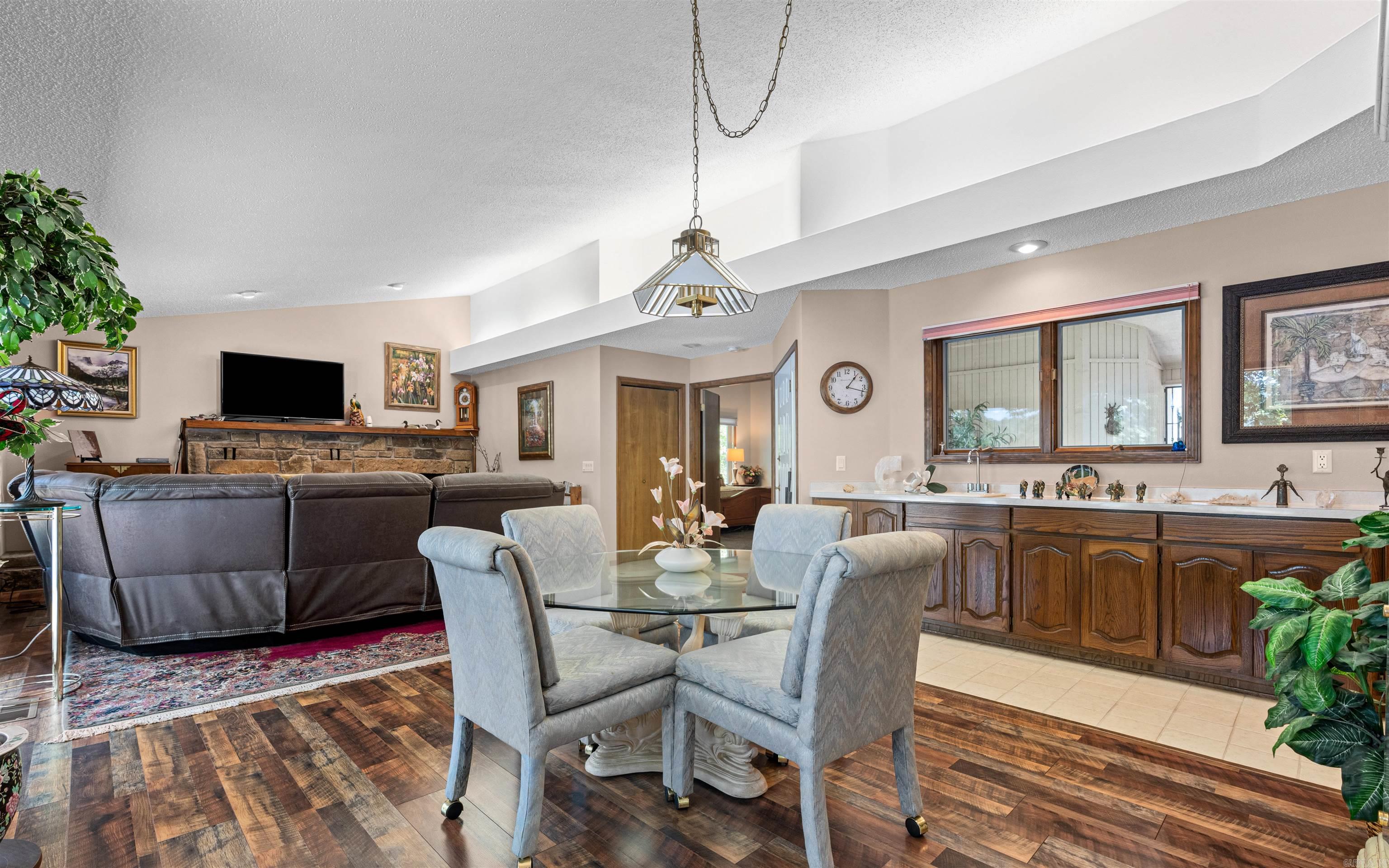 Delavega - Residential