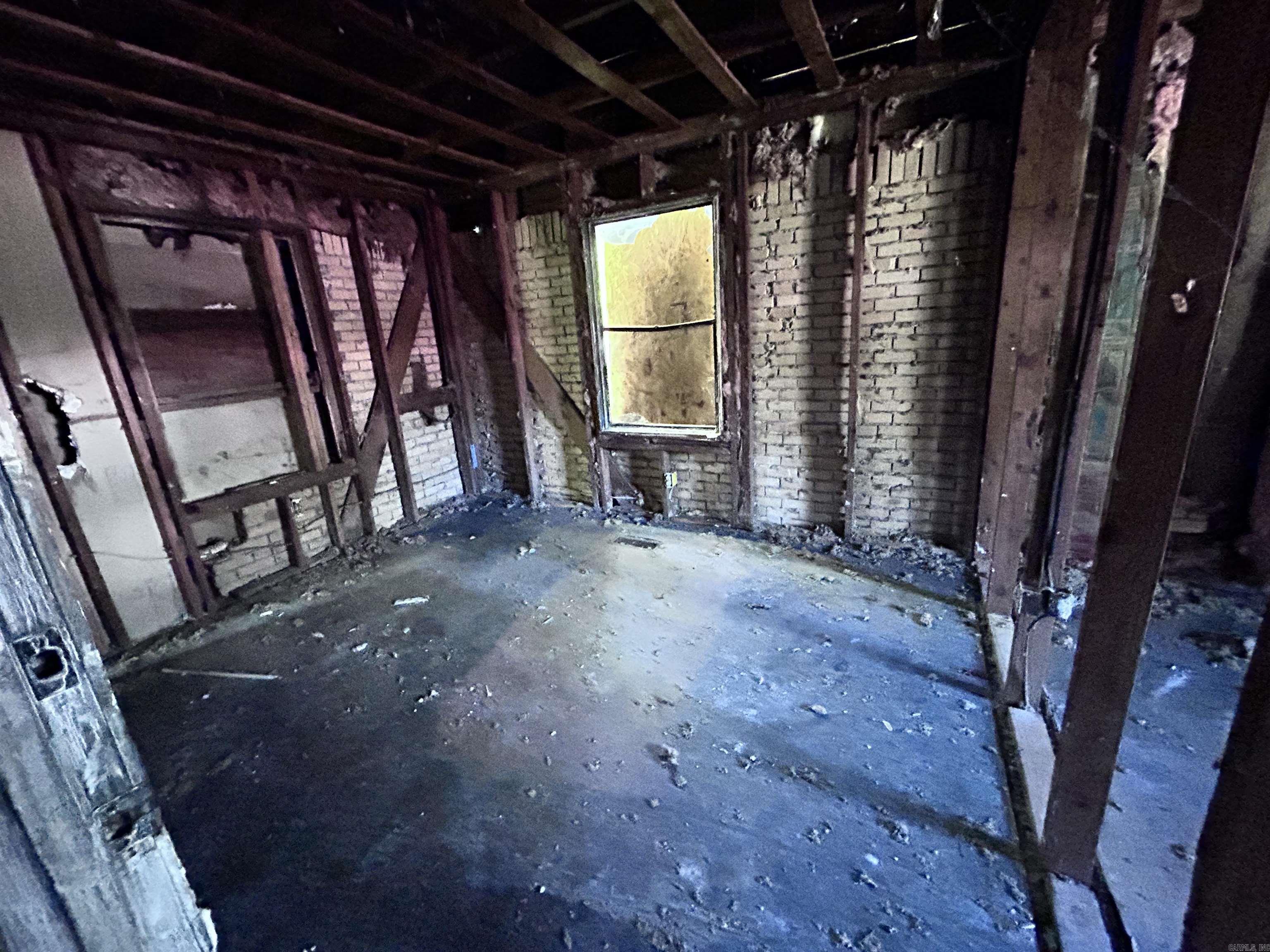 Welch Sam - Residential