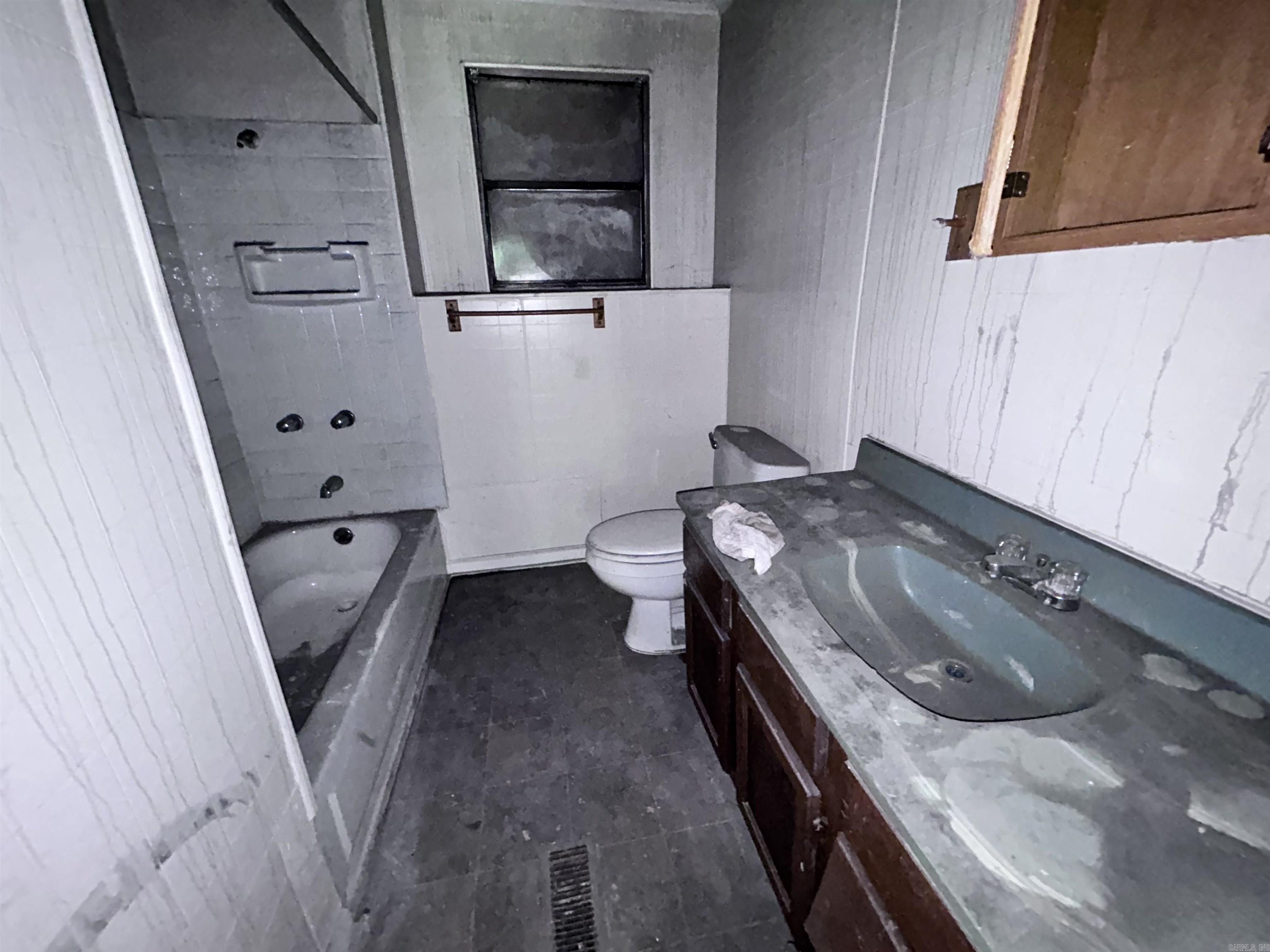 Welch Sam - Residential