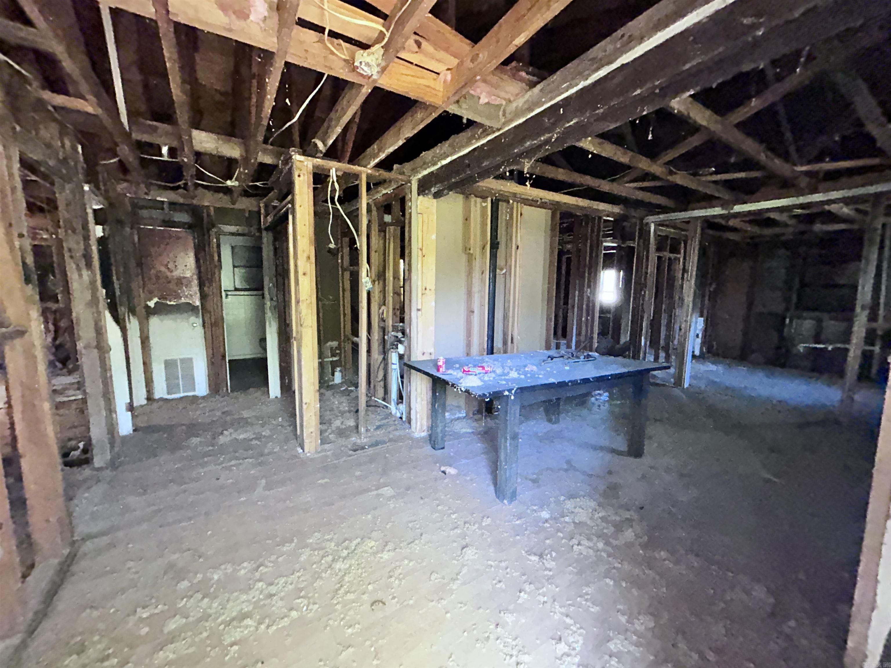 Welch Sam - Residential