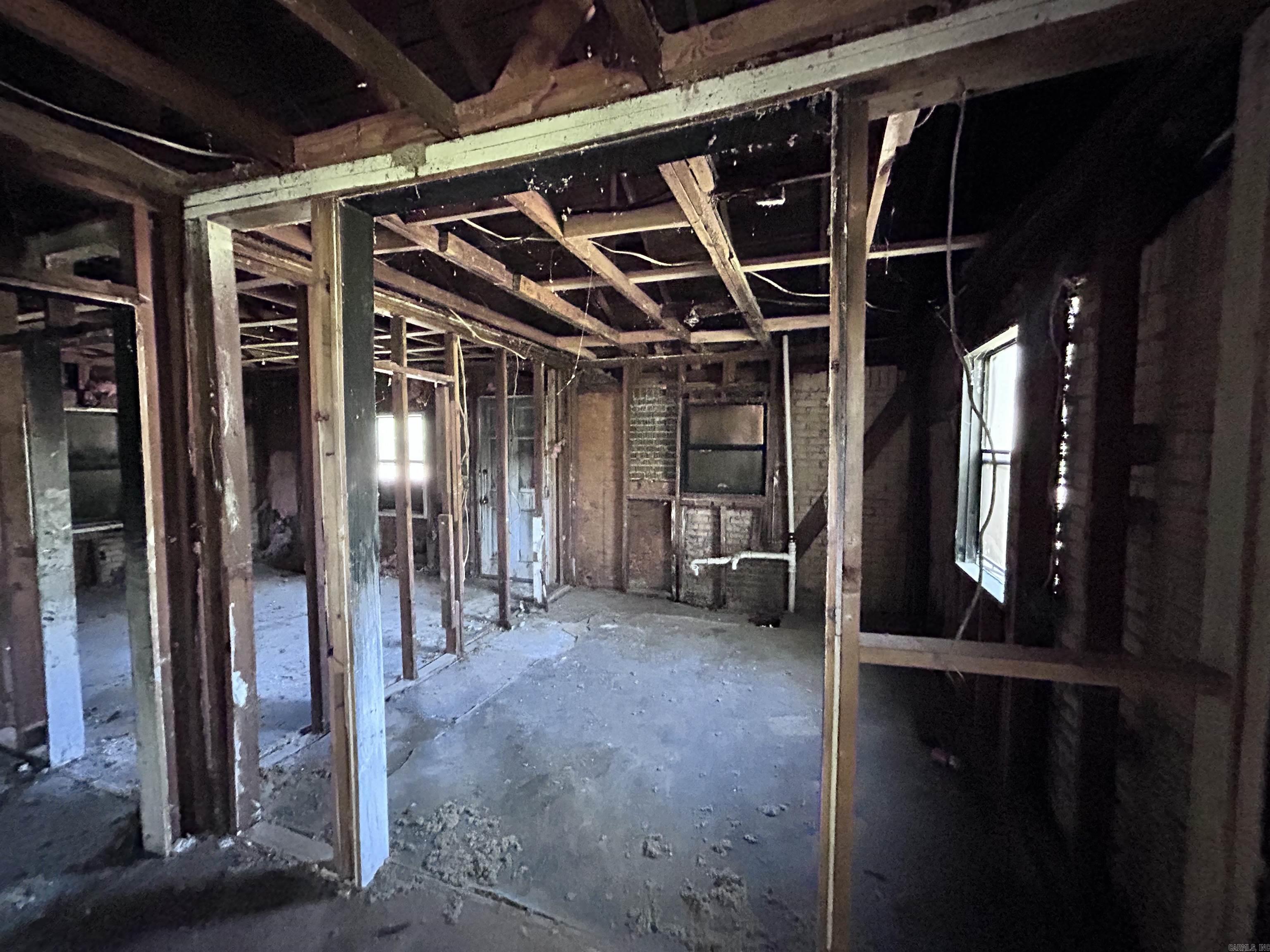 Welch Sam - Residential