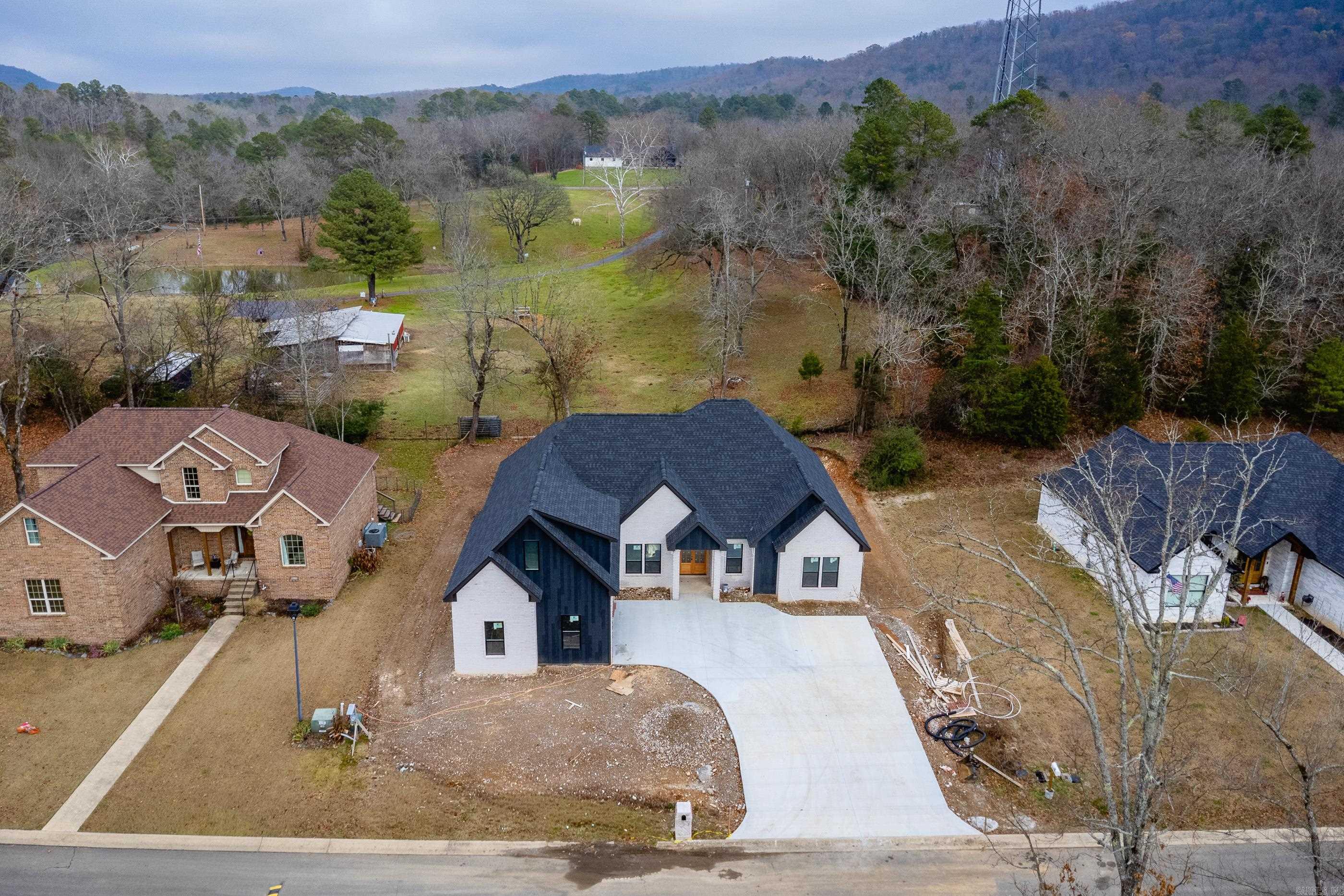 EAGLE ROCK - Residential