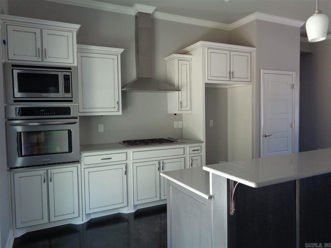 OAK GLENN - Residential