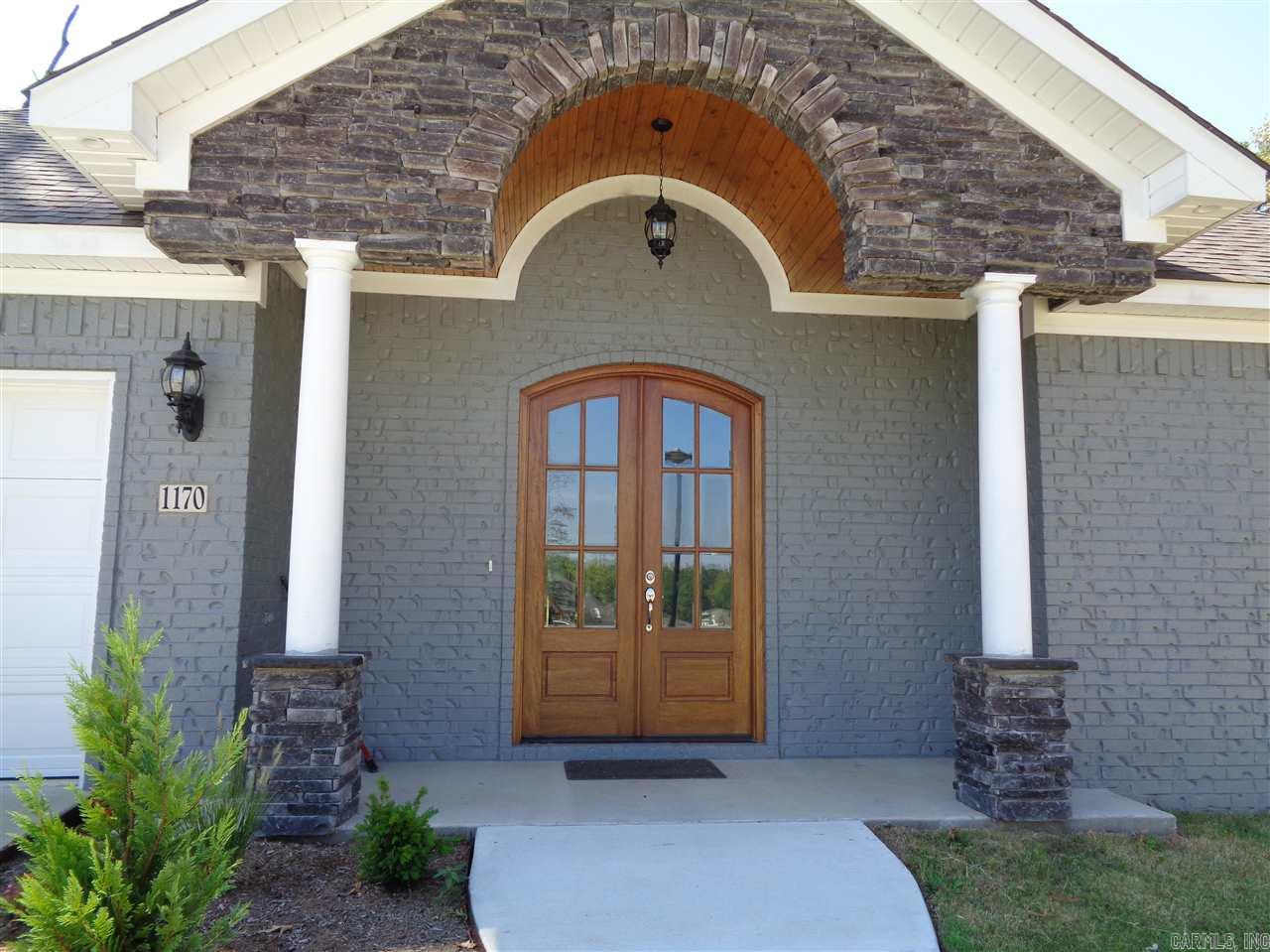 OAK GLENN - Residential