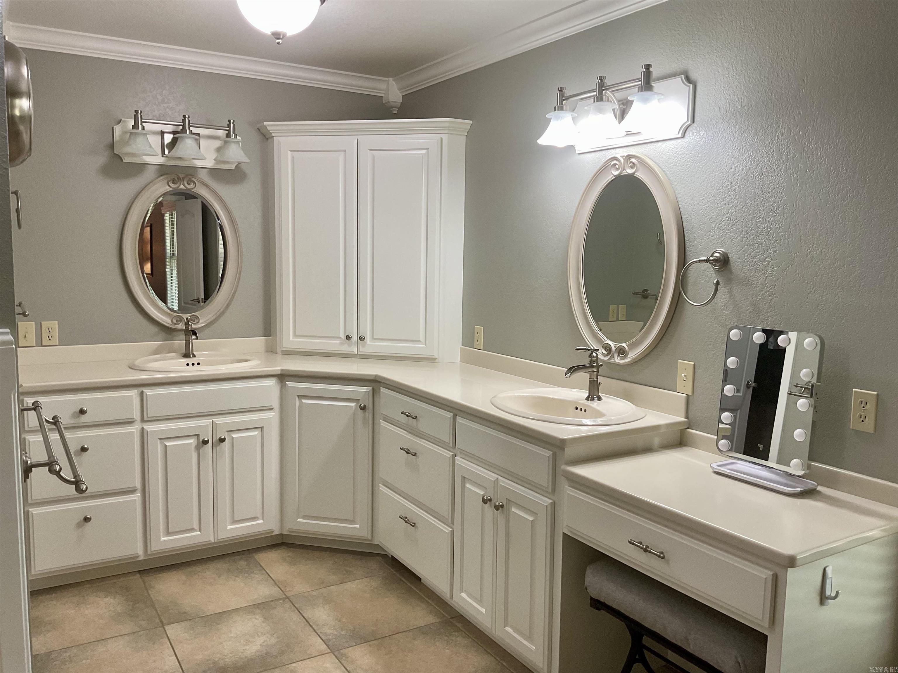 SOUTHRIDGE - Residential