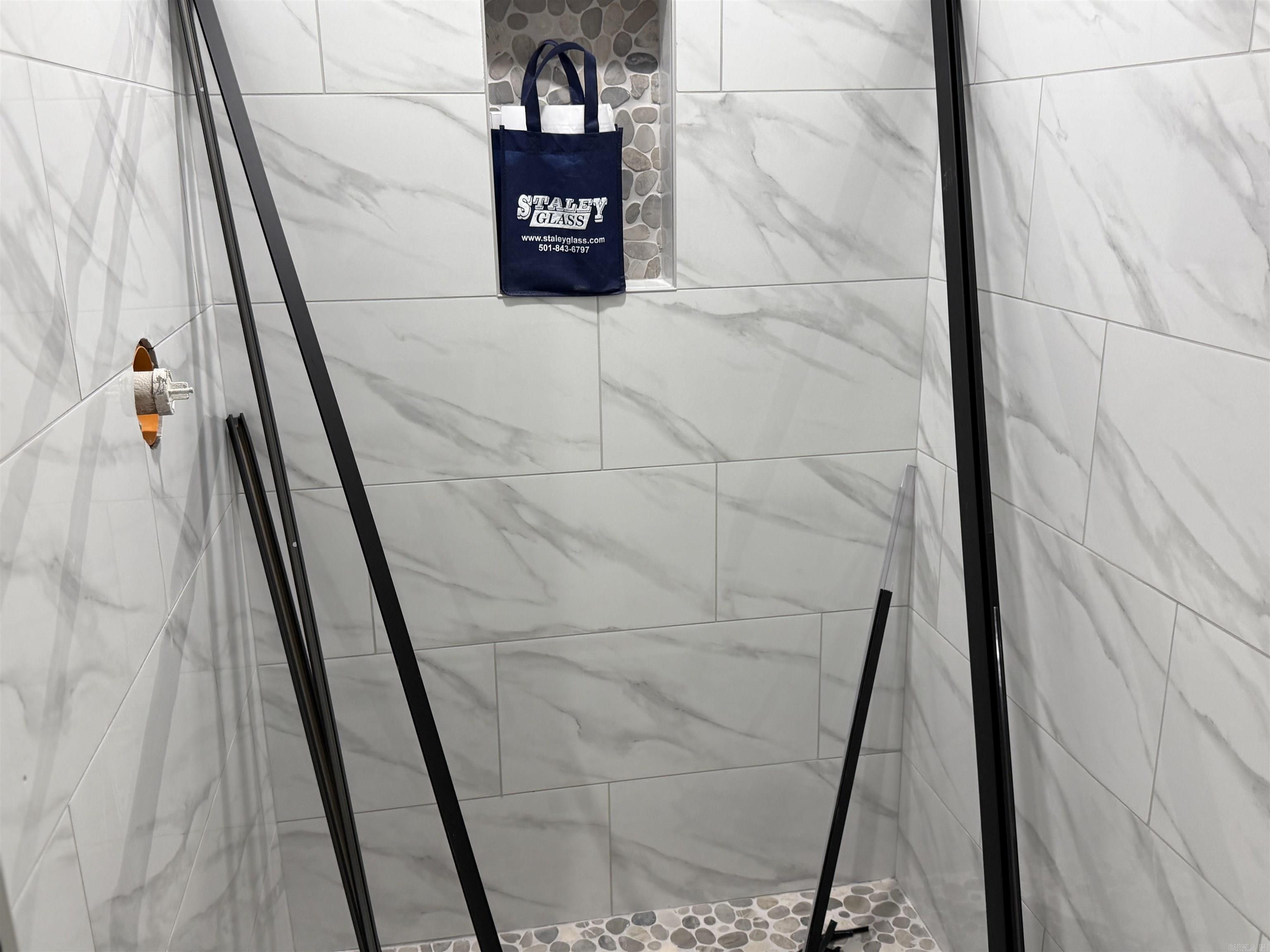 KNOTTING HILL - Residential