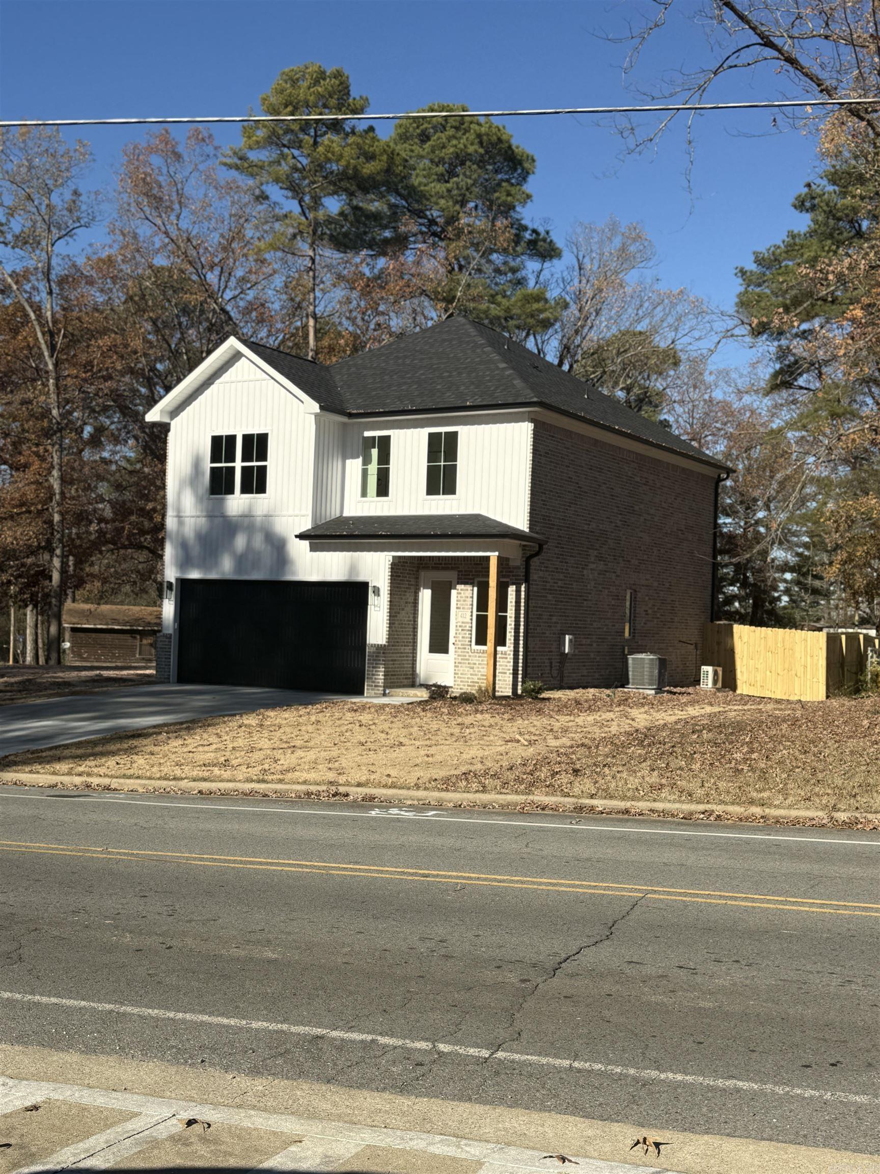 Big Oak - Residential Lease