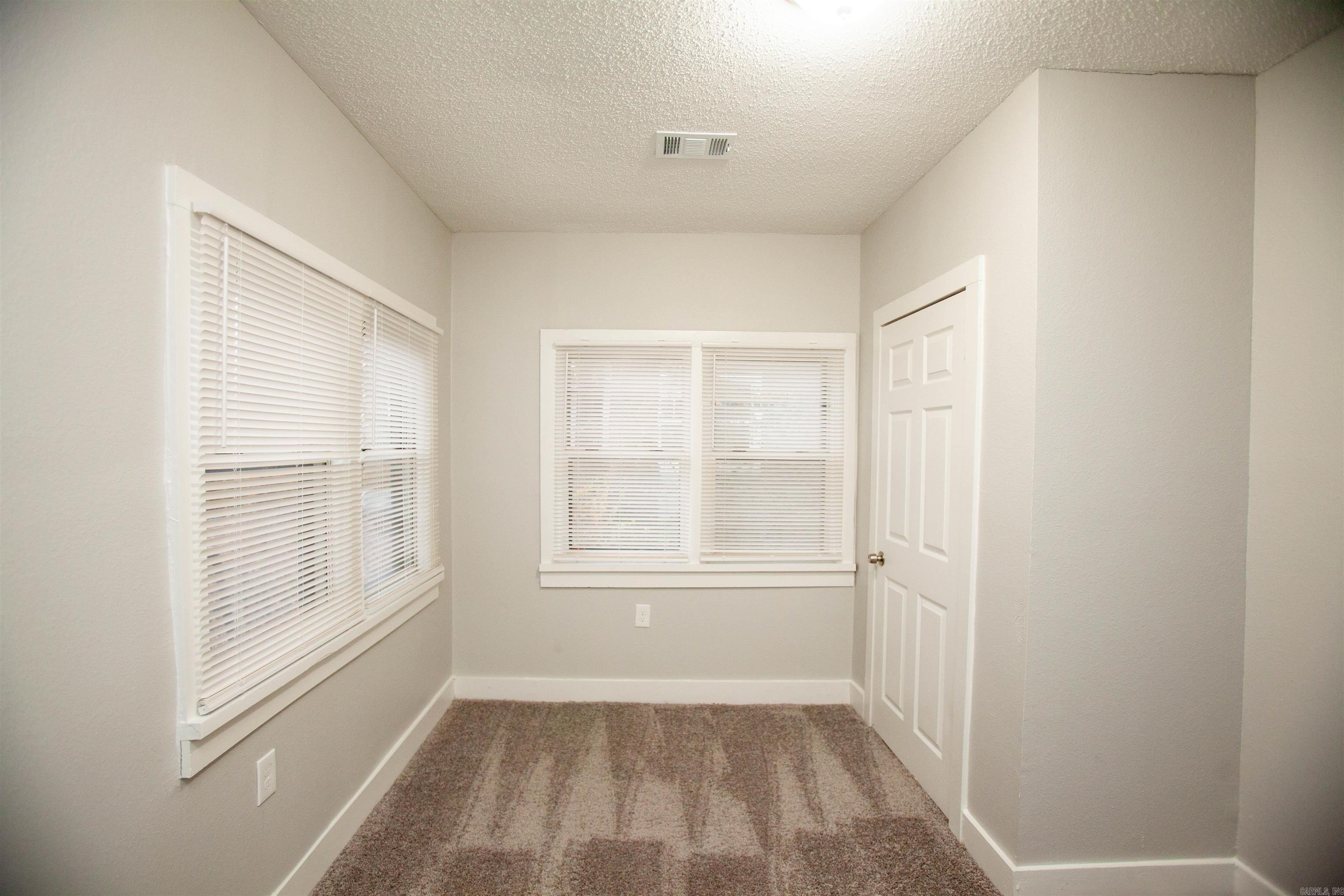 Worthen WB - Residential Lease