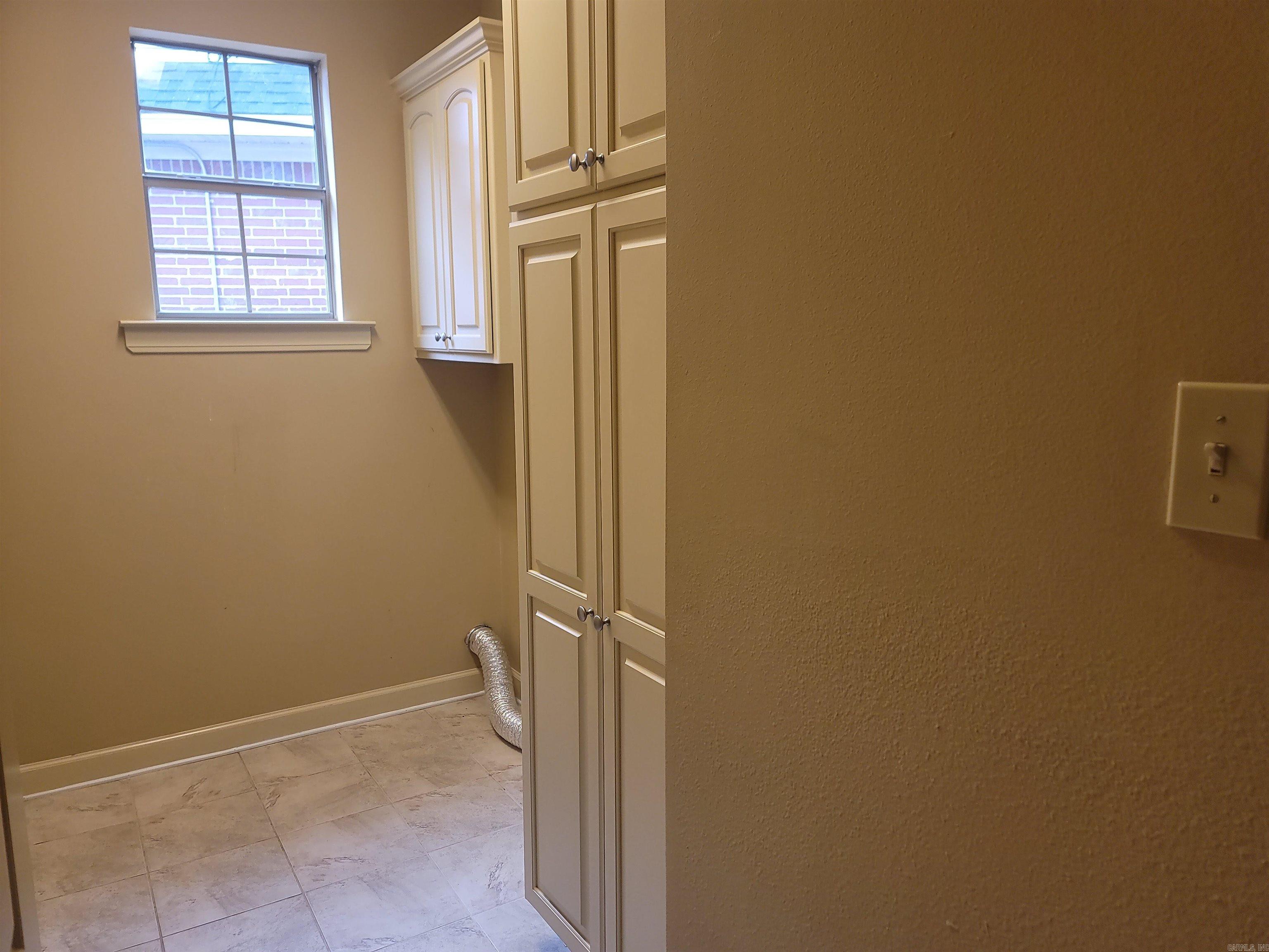 KINGSPARK TO COOK MTN VIL - Residential