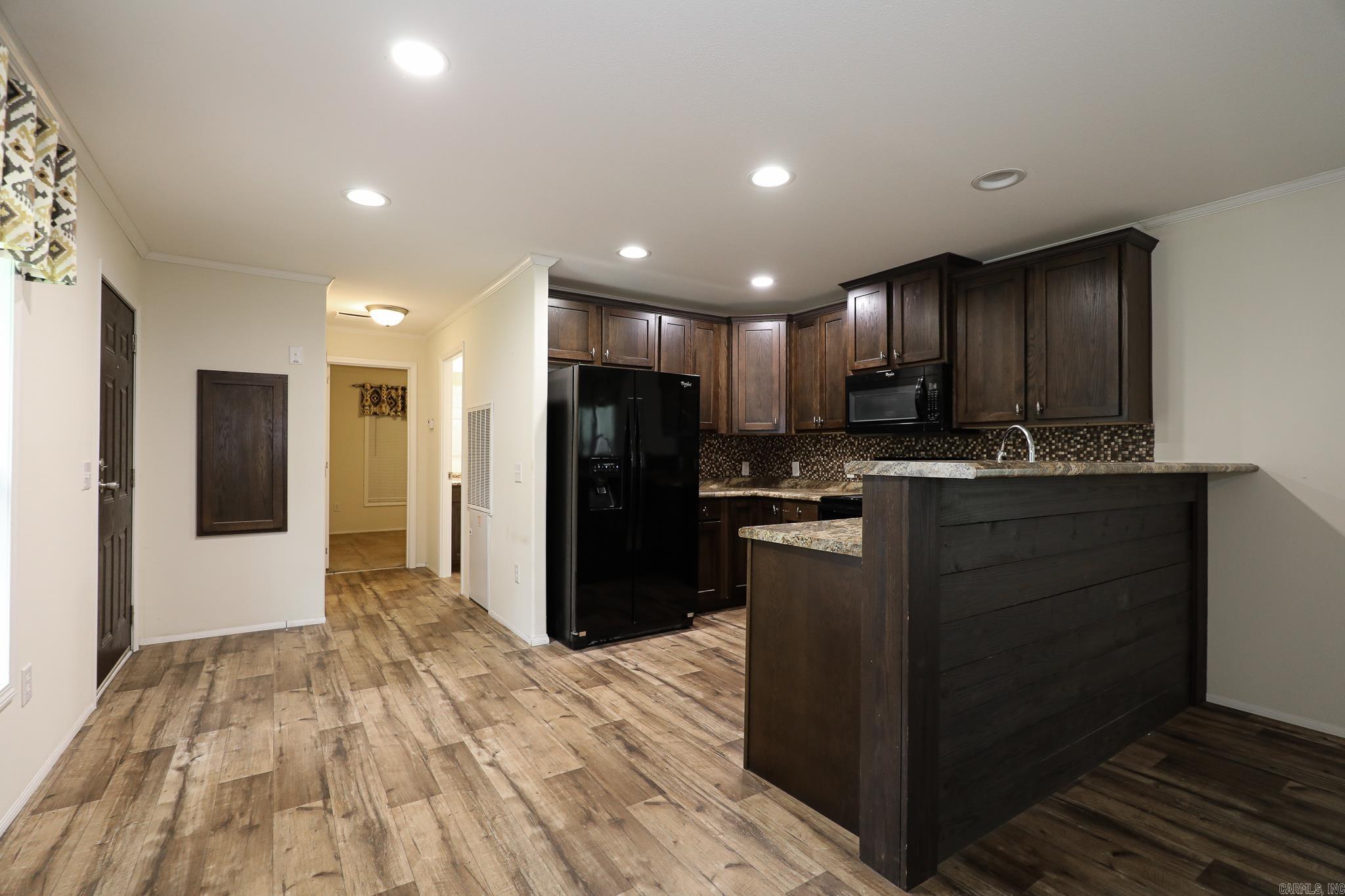 RANCHETTE HOMES - Residential