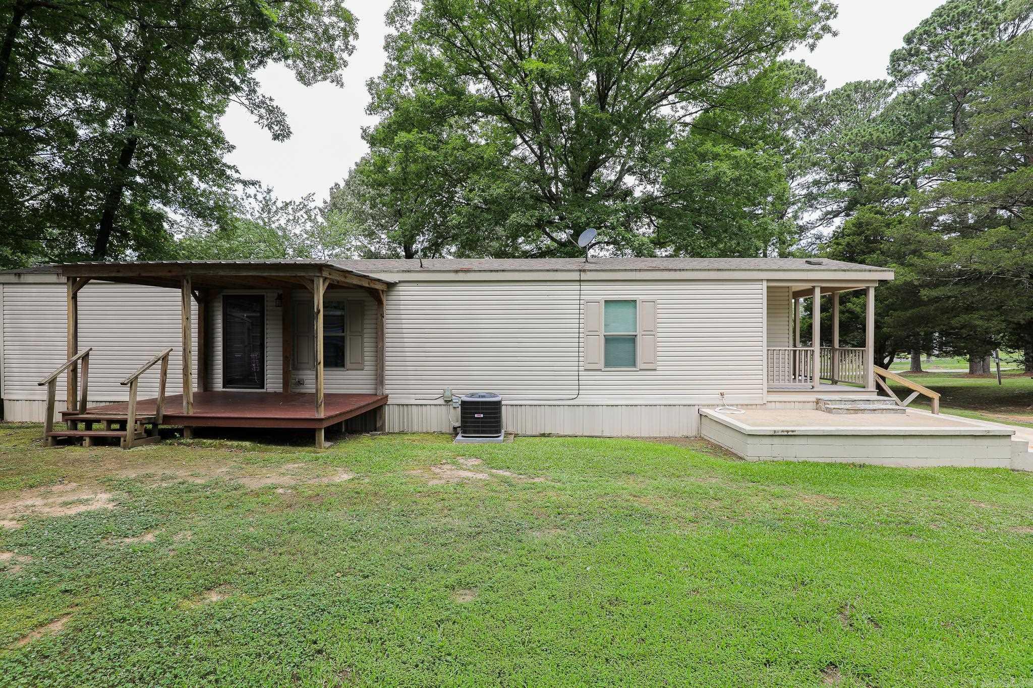 RANCHETTE HOMES - Residential