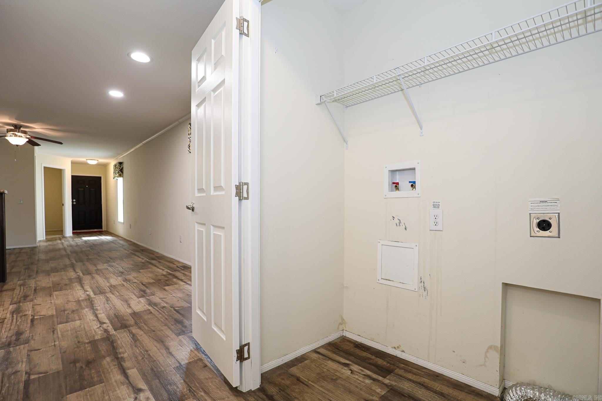 RANCHETTE HOMES - Residential