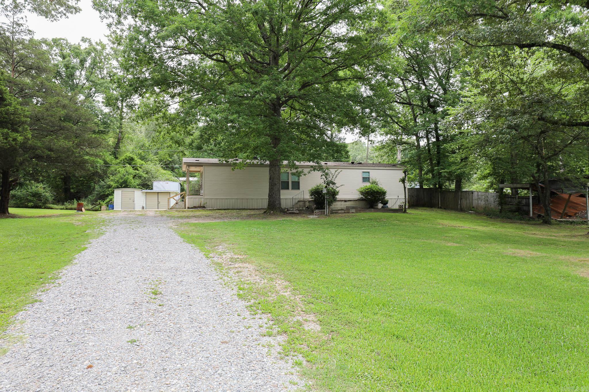 RANCHETTE HOMES - Residential