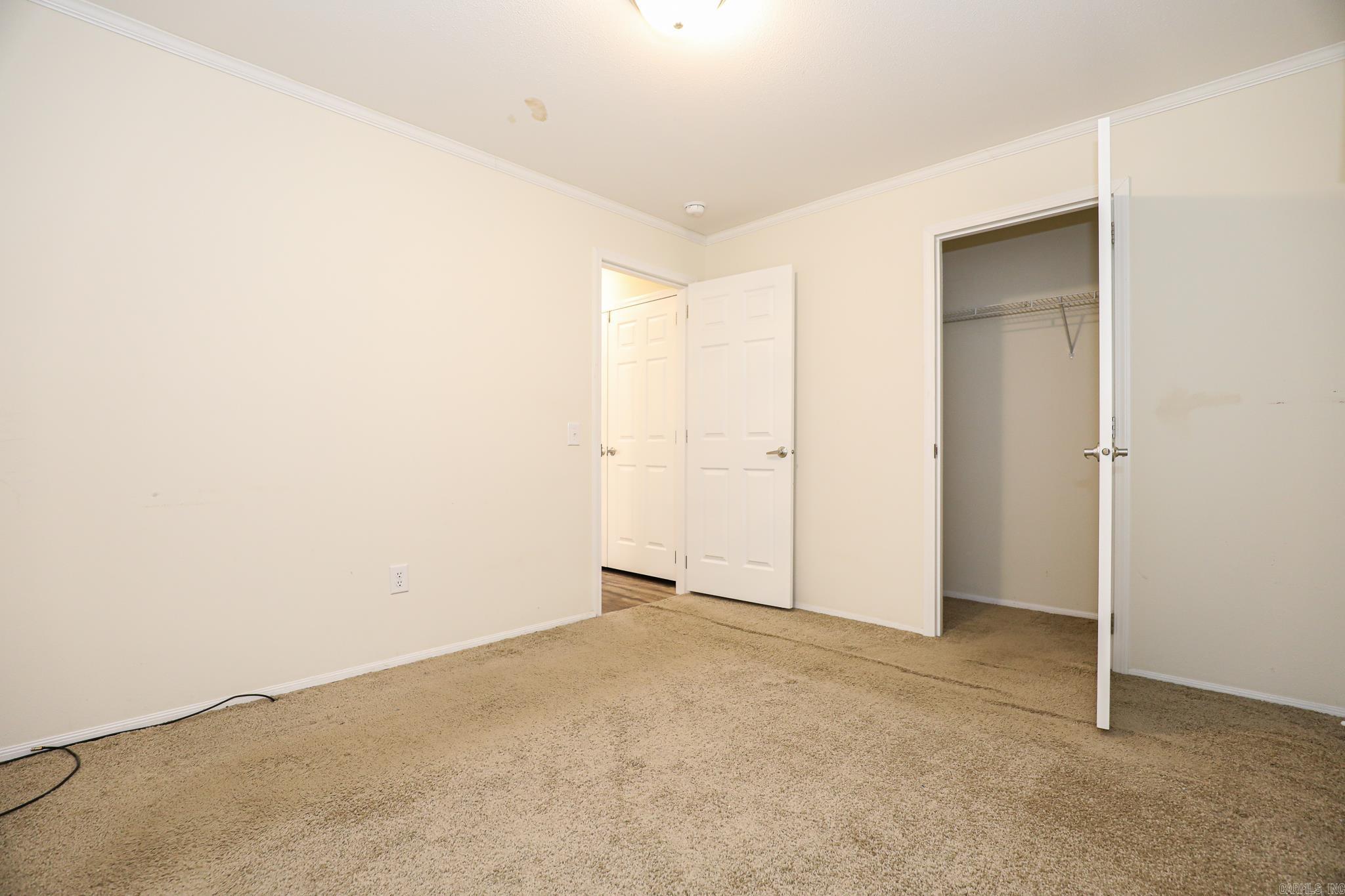 RANCHETTE HOMES - Residential