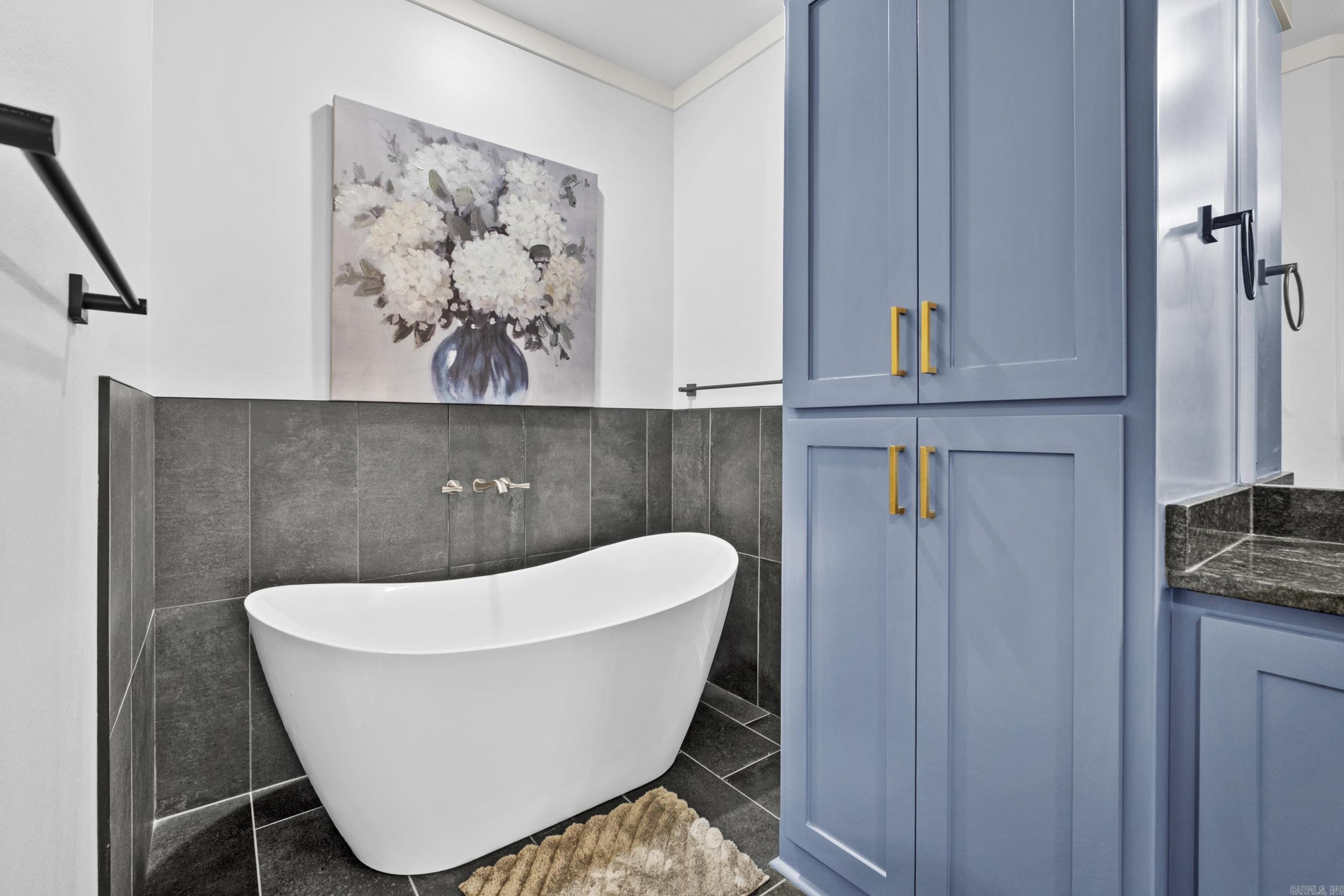 MOUNT TABOR ESTATES - Residential