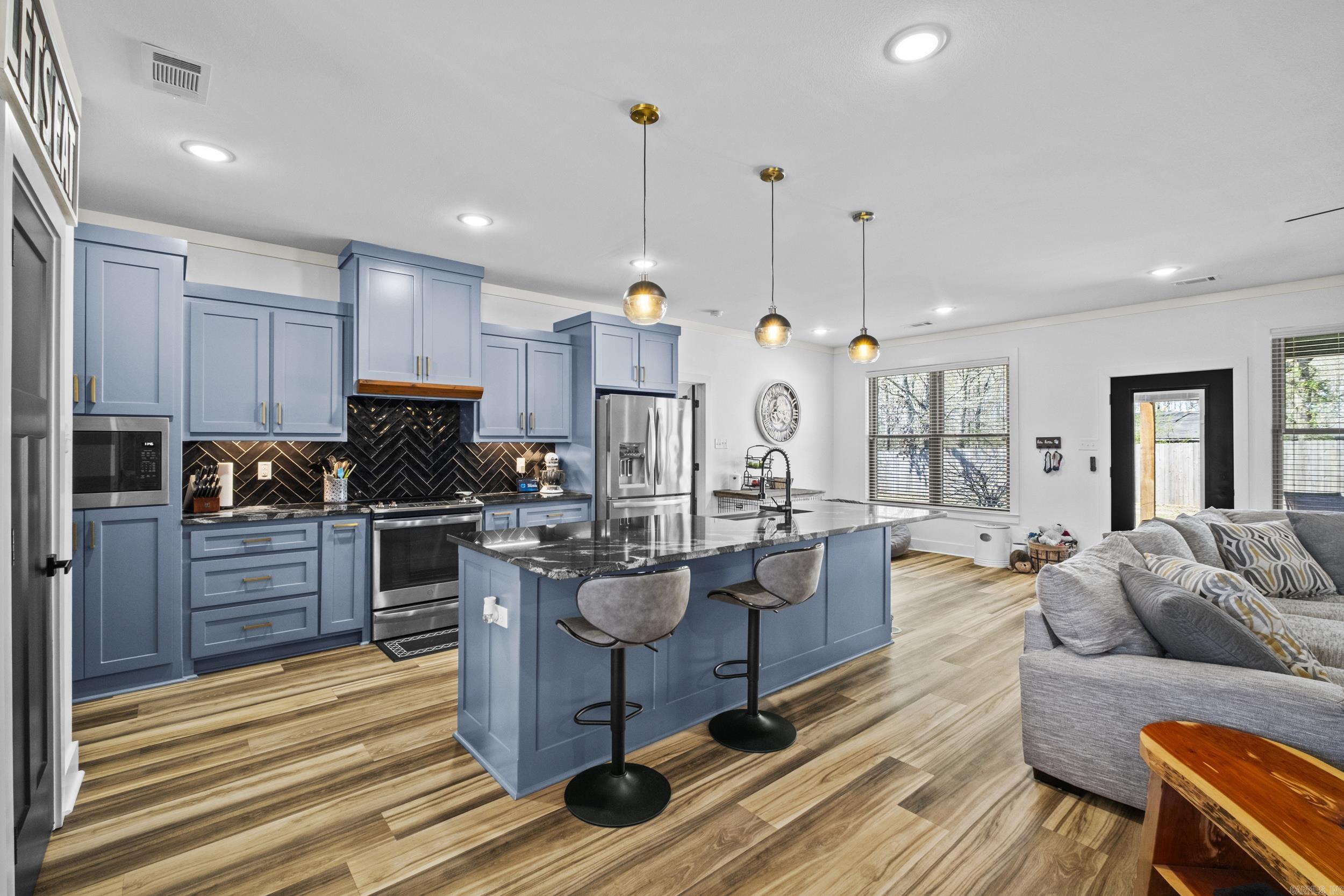 MOUNT TABOR ESTATES - Residential