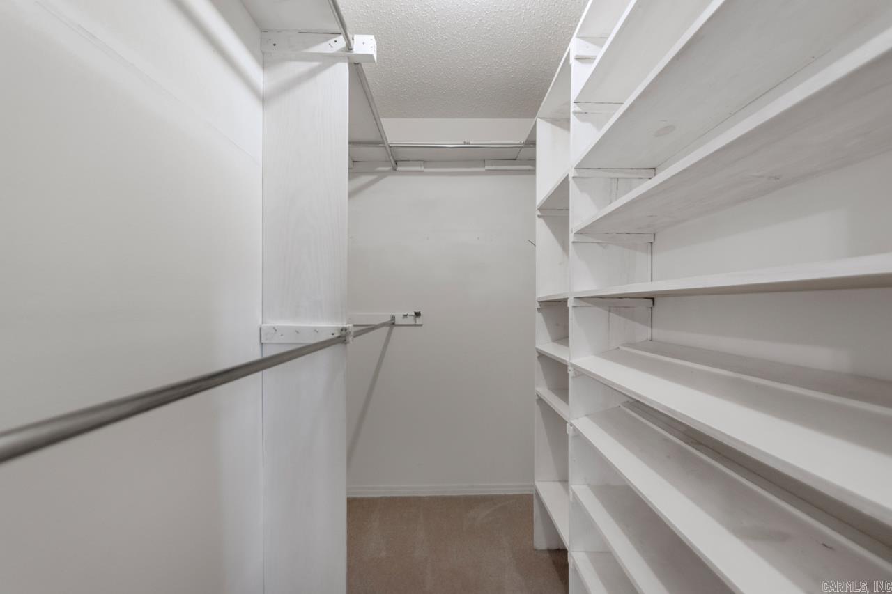 Leawood Mountain - Residential