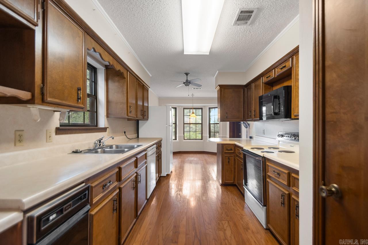 Leawood Mountain - Residential