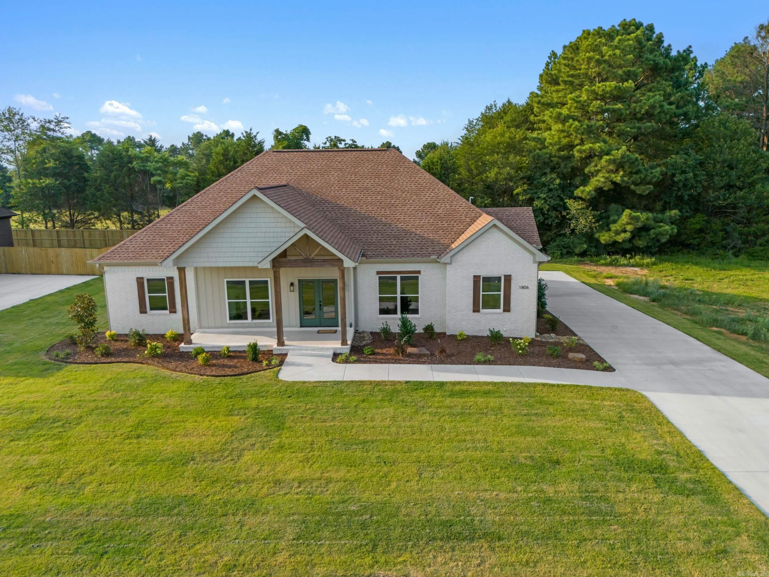 BELMONT ESTATES - Residential