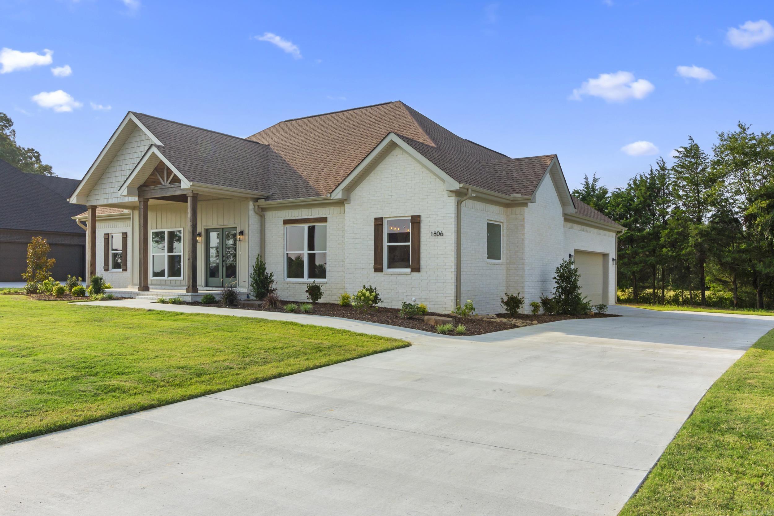 BELMONT ESTATES - Residential