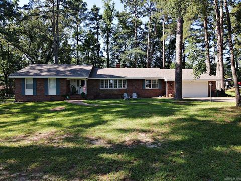 Photo of 102 Mockingbird Lane, Arkadelphia, AR 71923 (MLS # 25049791)
