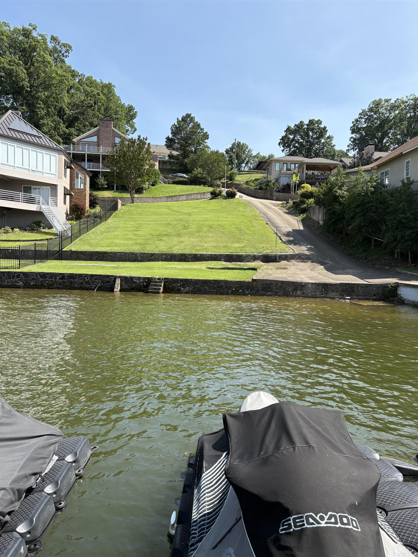 Hamilton Oaks - Land