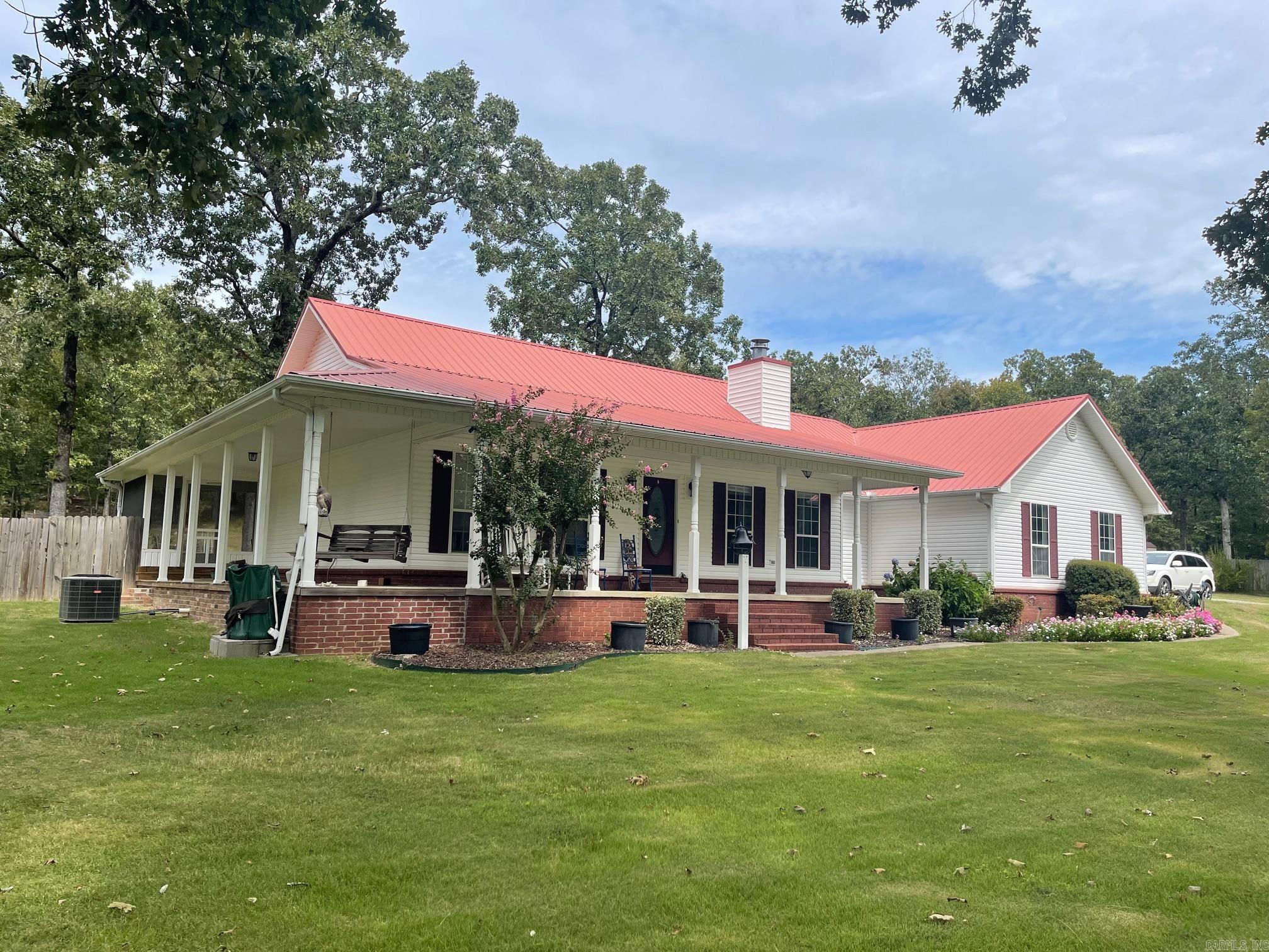 CHRISTINA VALLEY - Residential