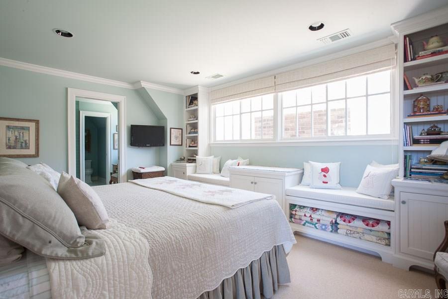 PLEASANT VALLEY - Residential