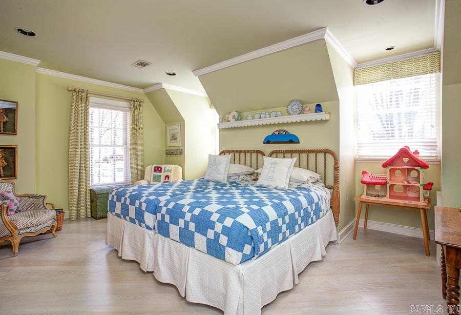 PLEASANT VALLEY - Residential