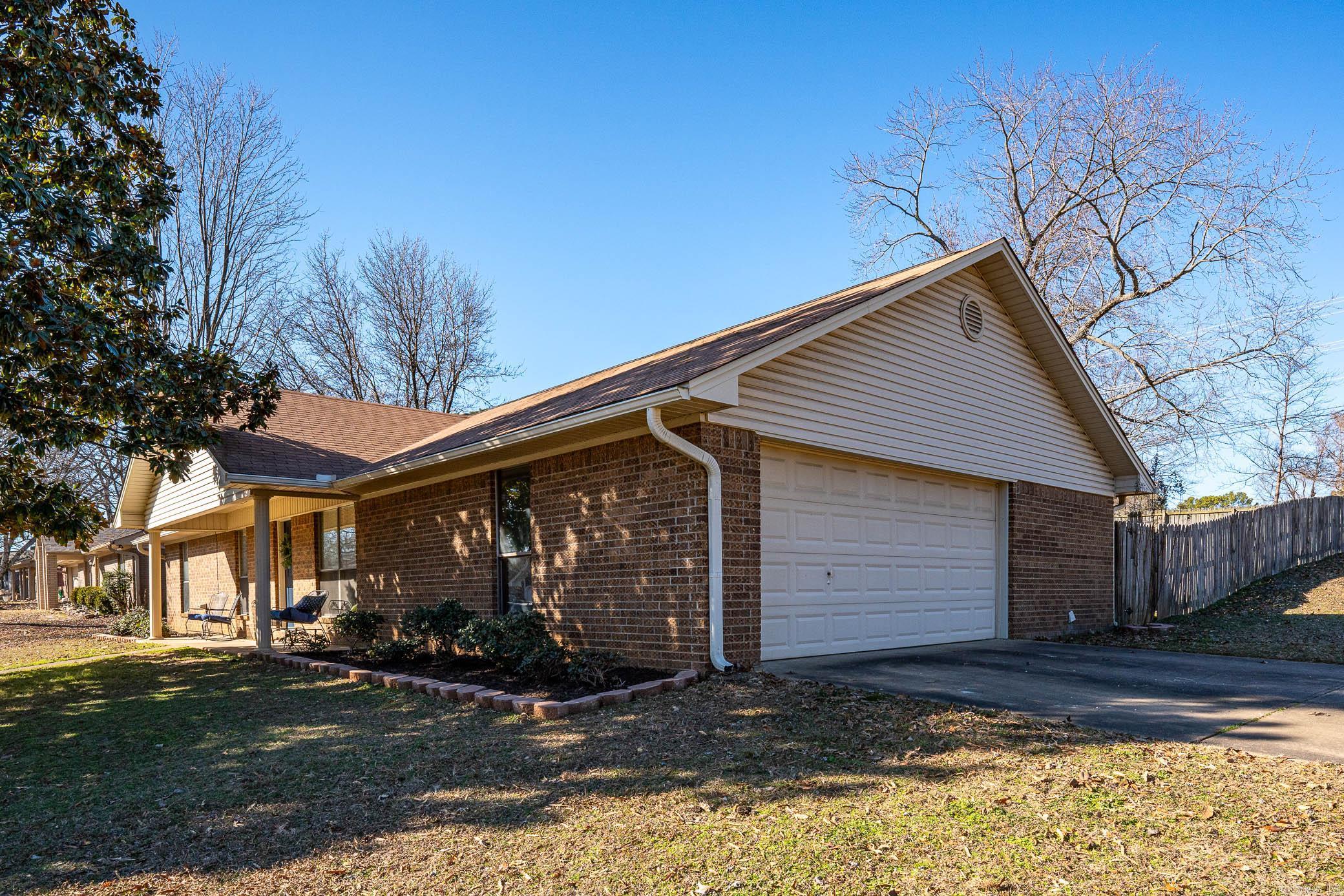 TUCKER CREEK - Residential