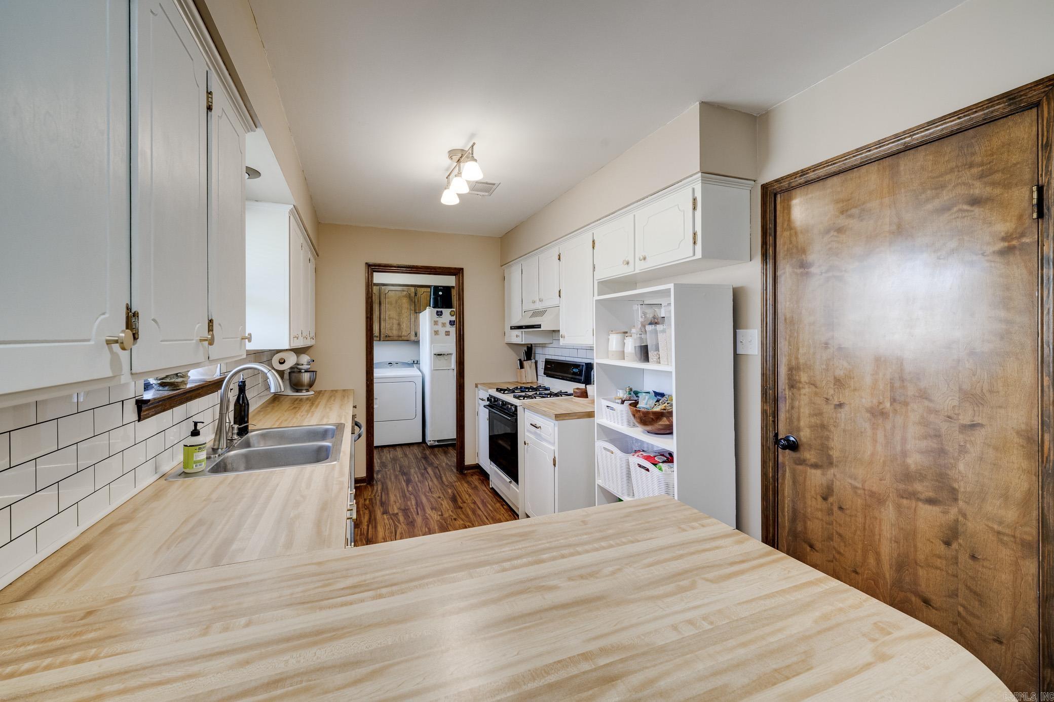 TUCKER CREEK - Residential