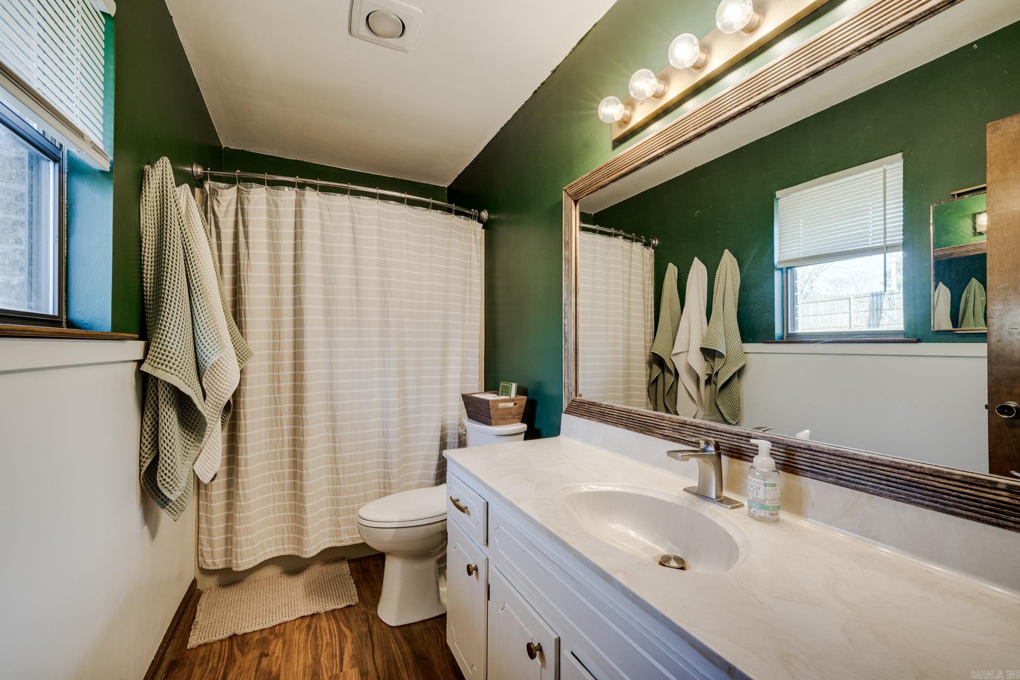 TUCKER CREEK - Residential