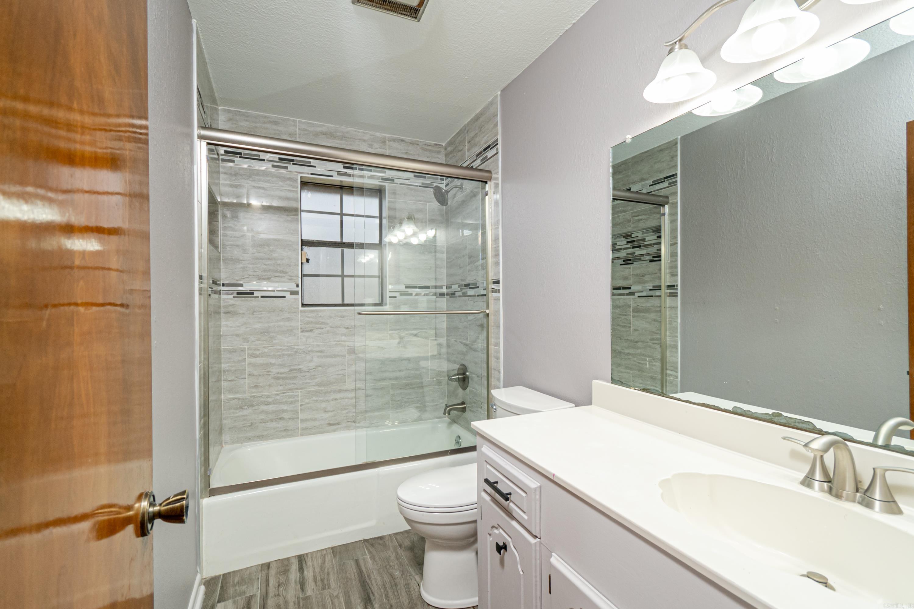 Raquet Club - Residential