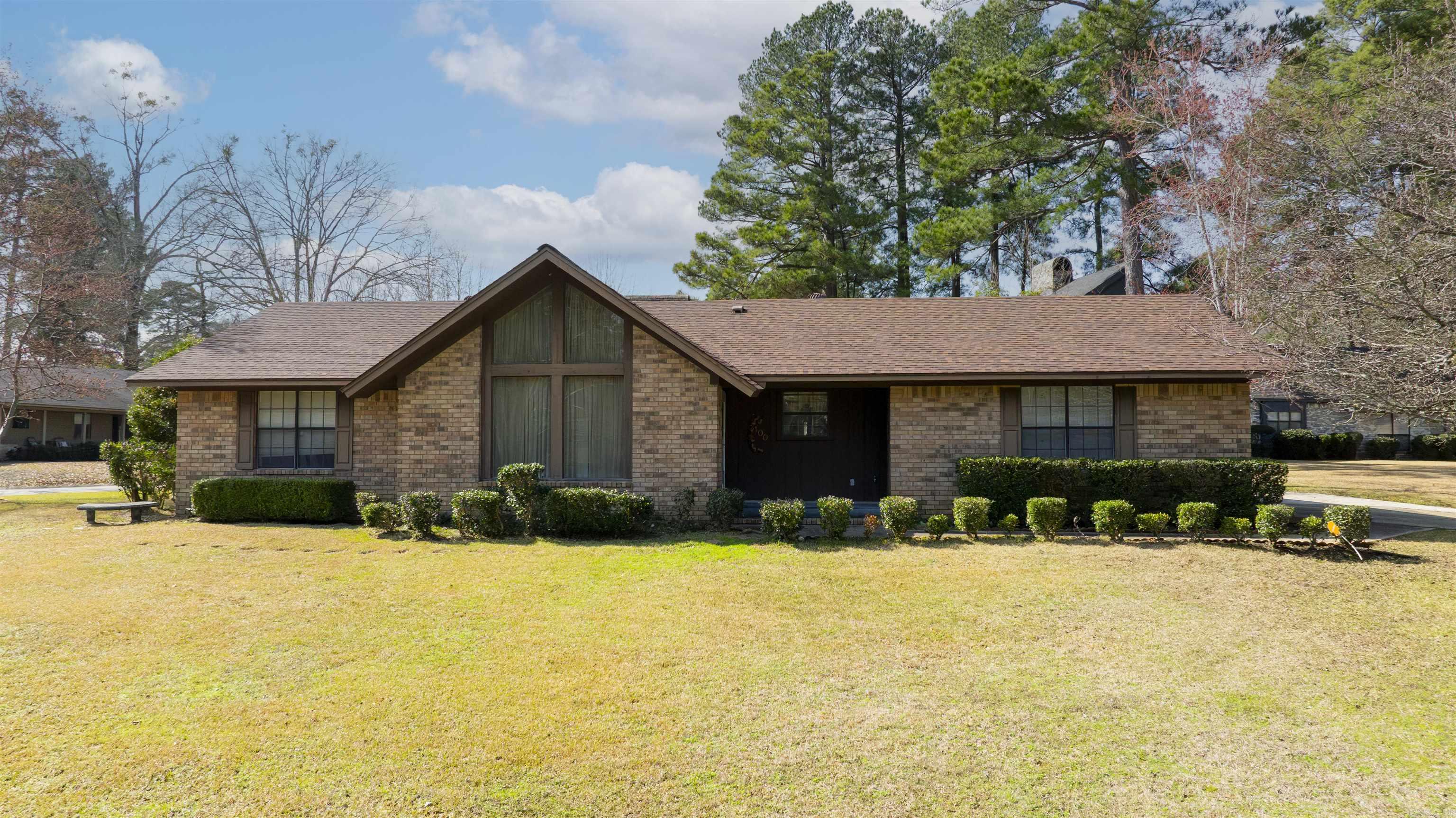 Raquet Club - Residential