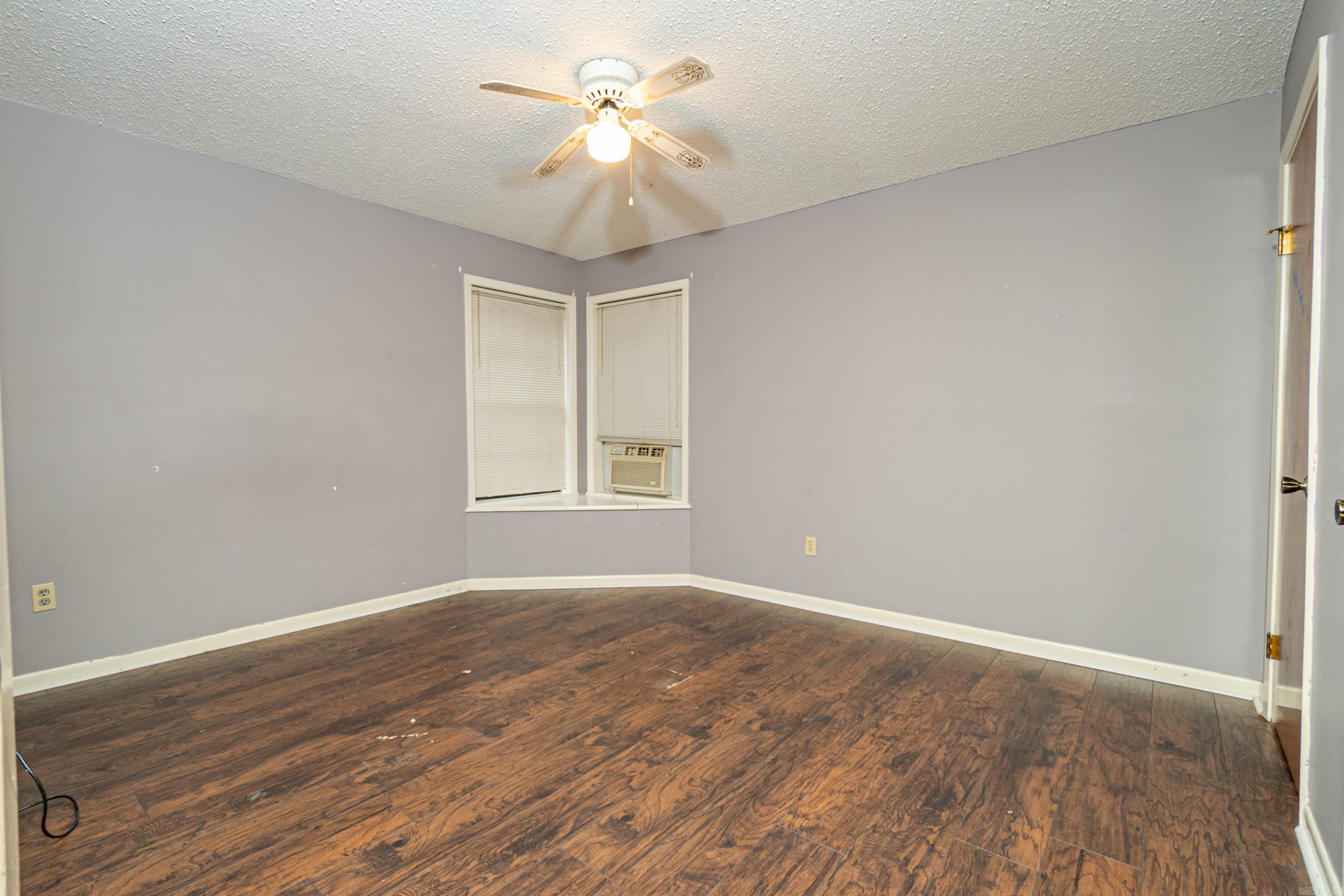 Raquet Club - Residential