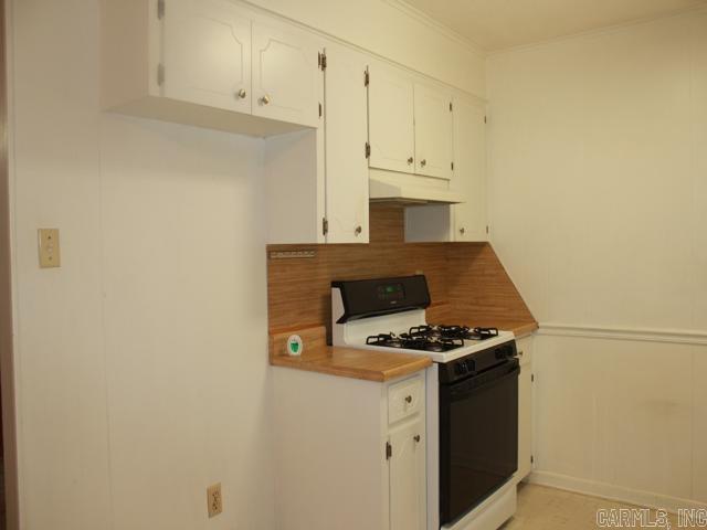 OAKWOOD MANOR - Residential