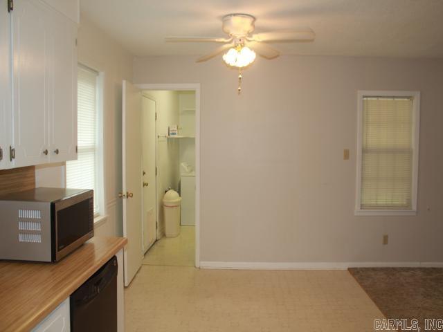 OAKWOOD MANOR - Residential