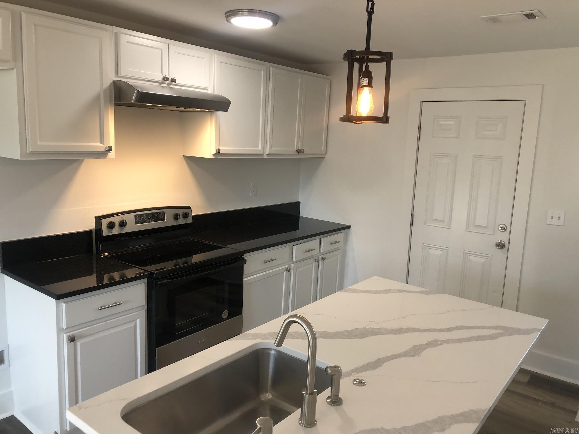 MOORES GLENDALE - Residential