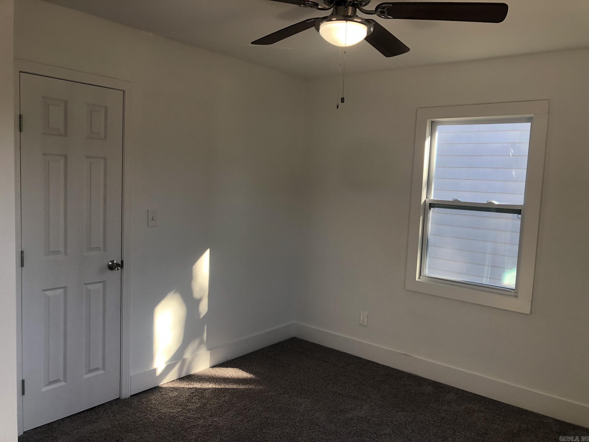 MOORES GLENDALE - Residential