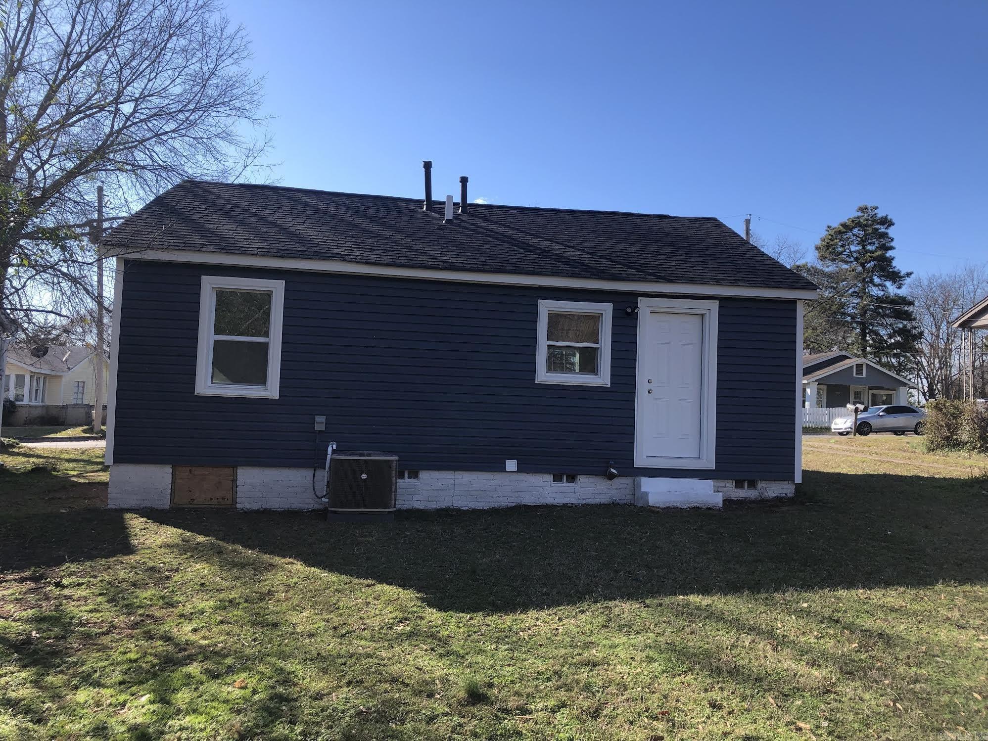 MOORES GLENDALE - Residential