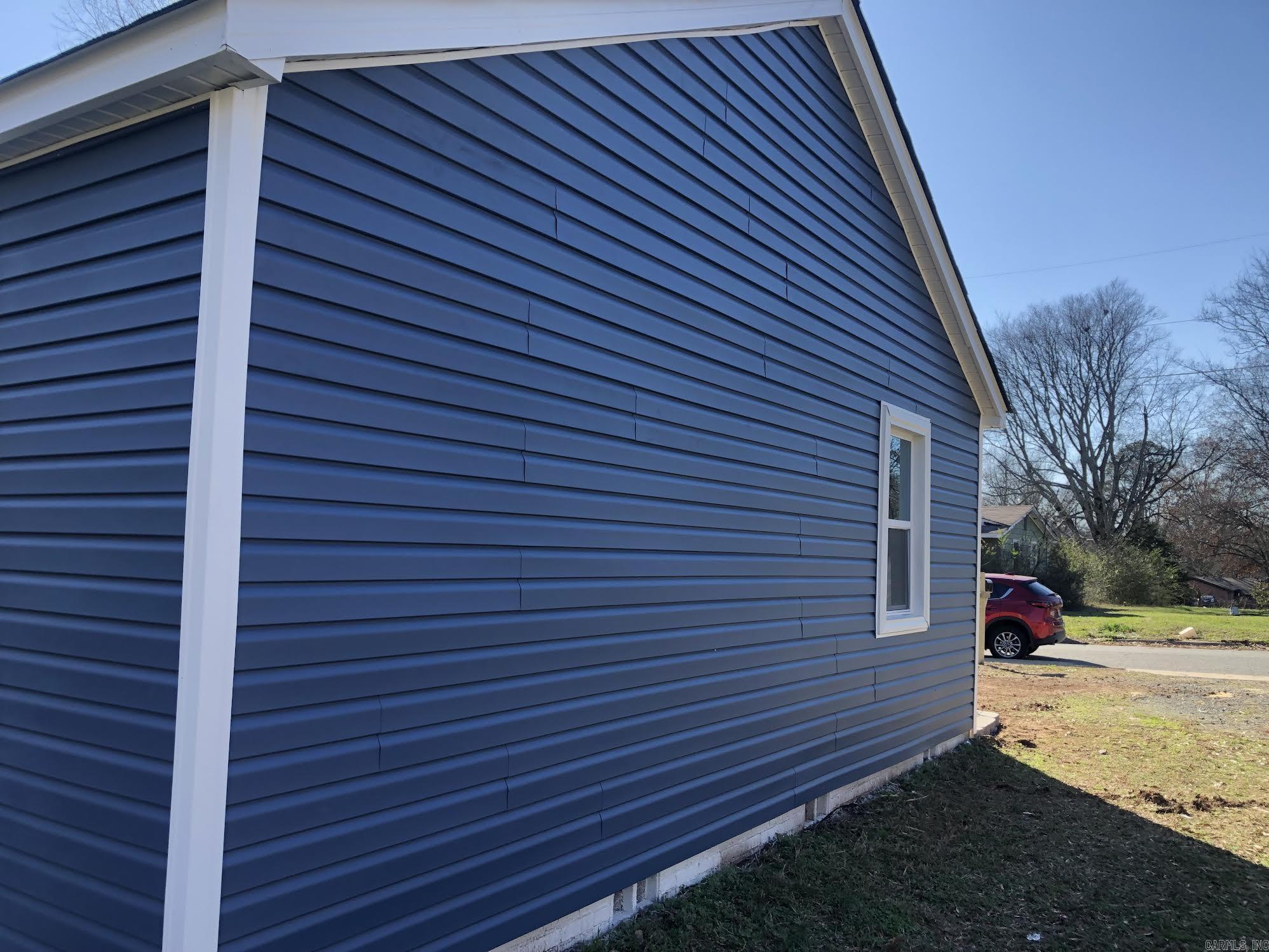 MOORES GLENDALE - Residential