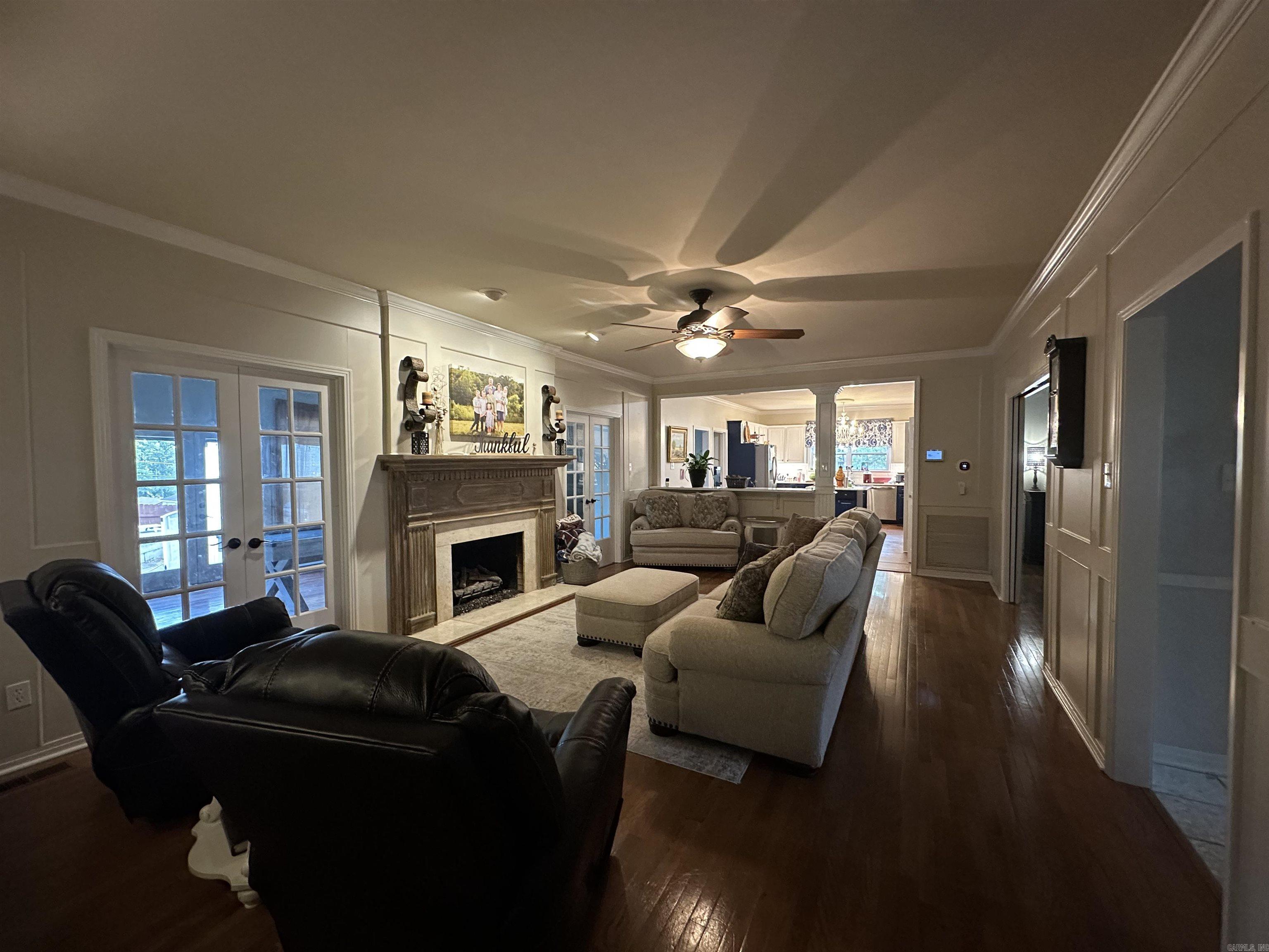 INDIAN HILLS - Residential